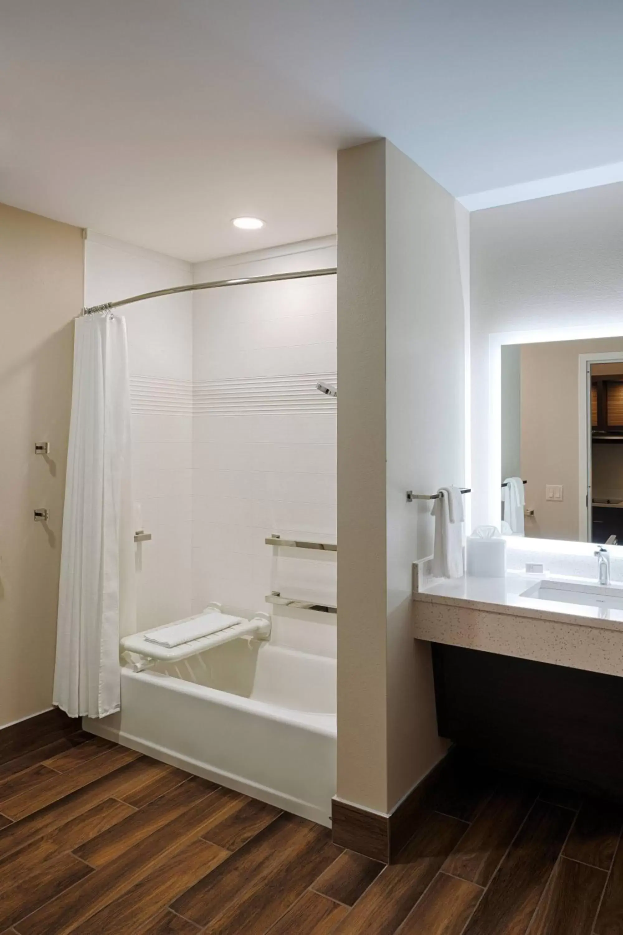 Bathroom in TownePlace Suites Columbus Hilliard