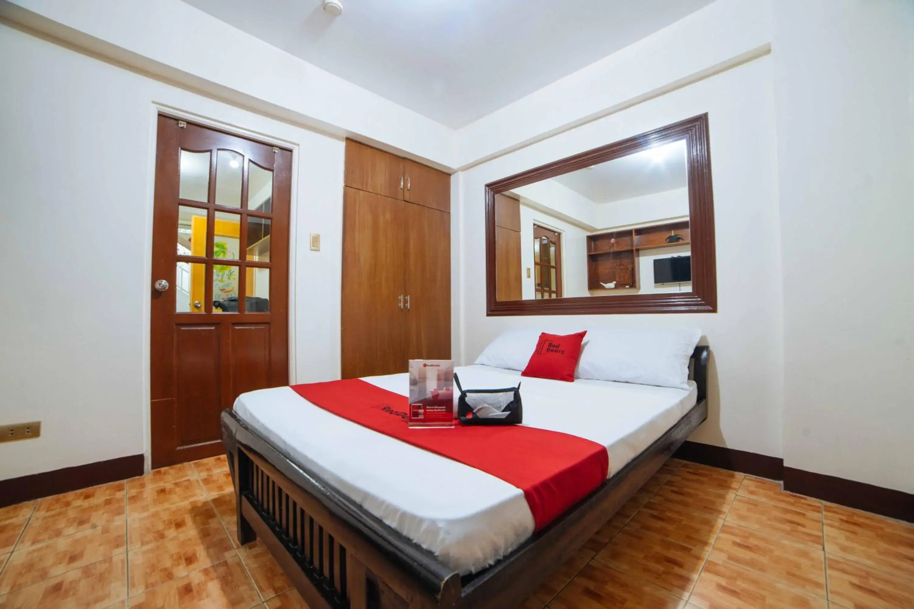 Bedroom, Bed in L Mansion 2 Palanan Makati City