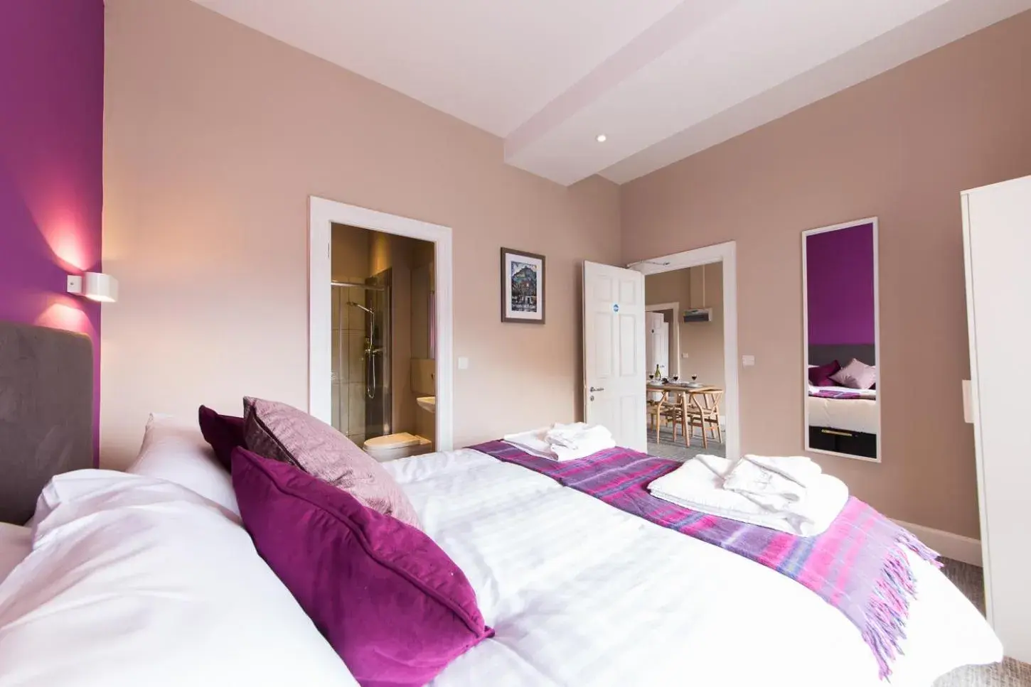 Bed in The Spires Serviced Apartments Edinburgh