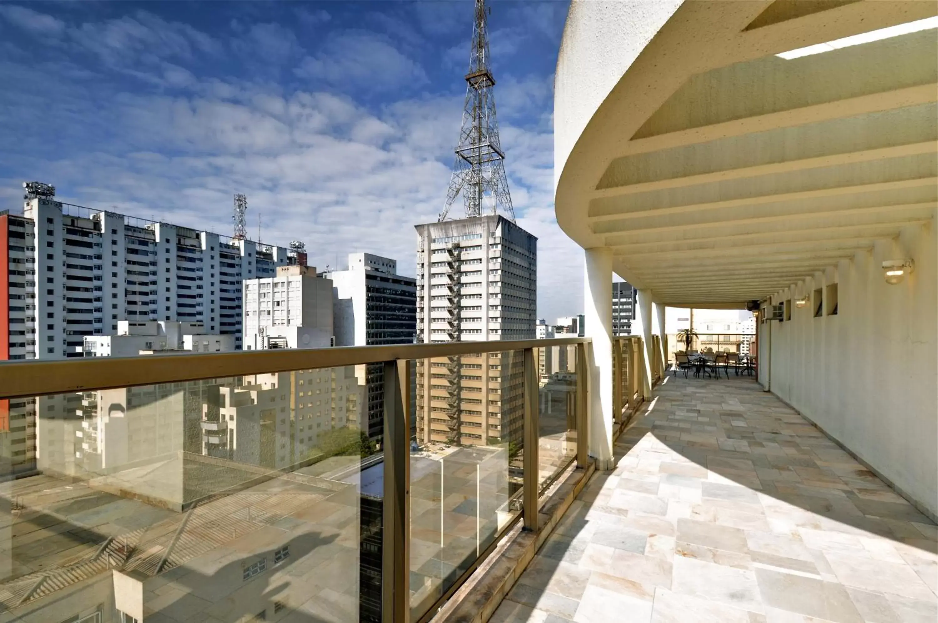 BBQ facilities, Balcony/Terrace in Transamerica Executive Paulista