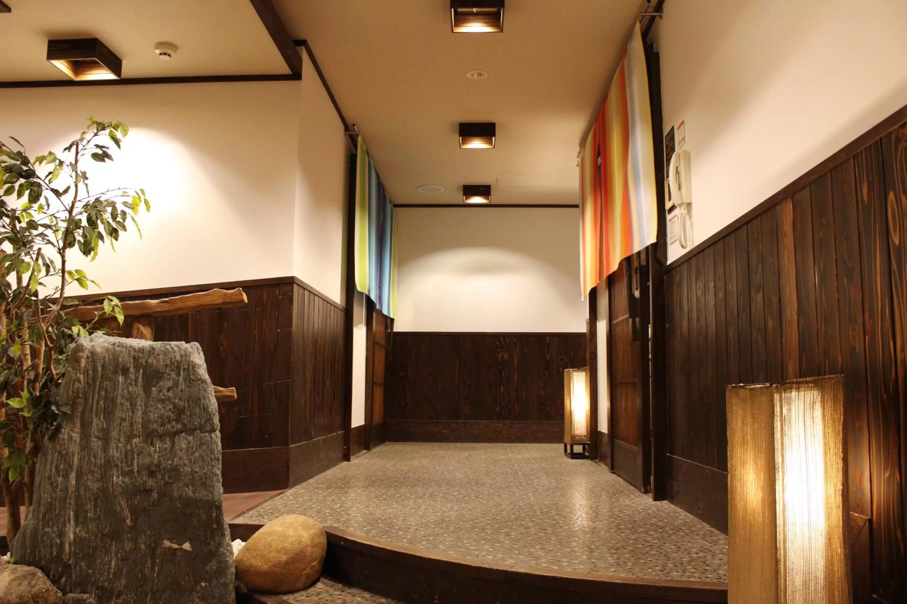 Area and facilities in the b suidobashi