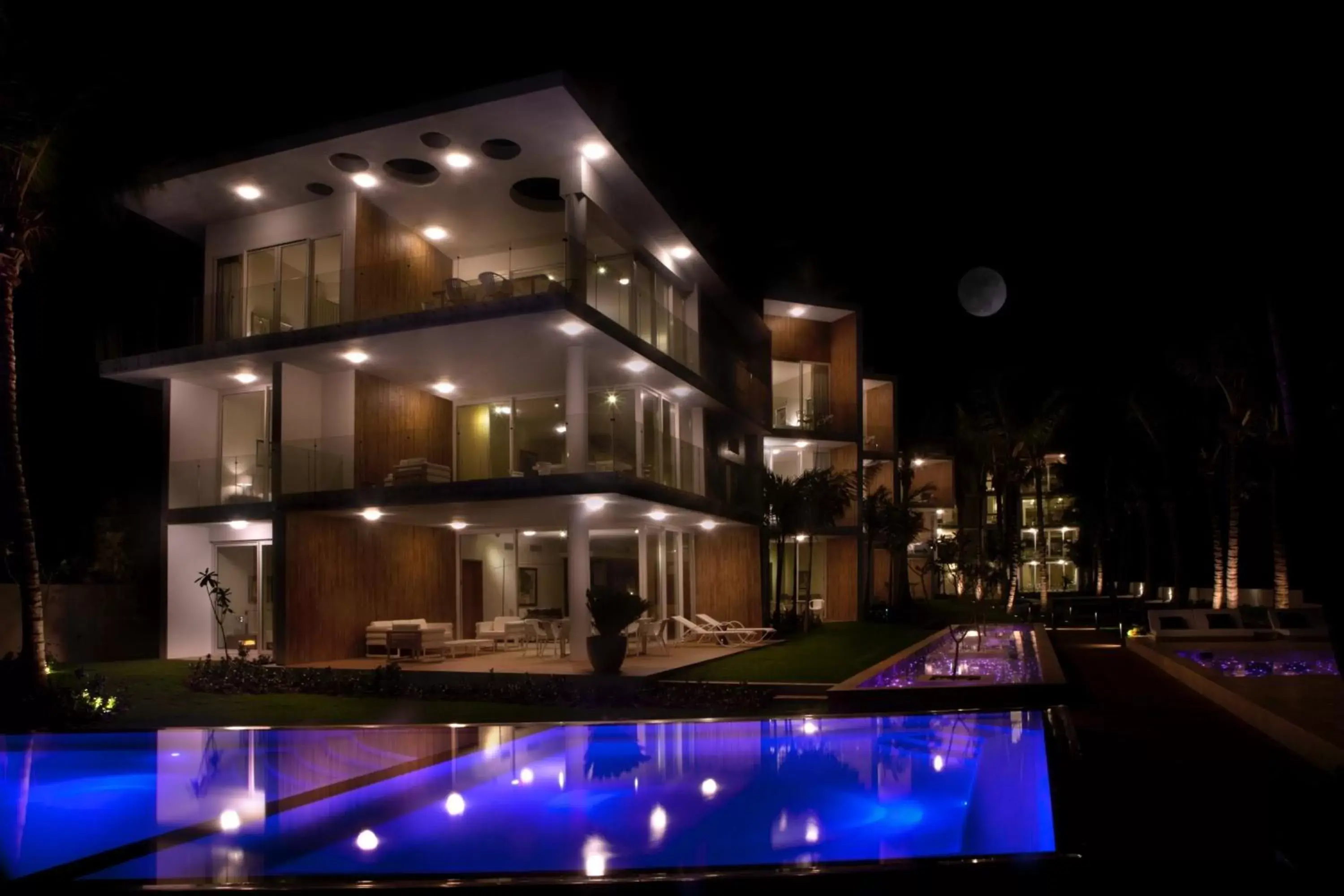Night, Property Building in Ultravioleta Boutique Residences