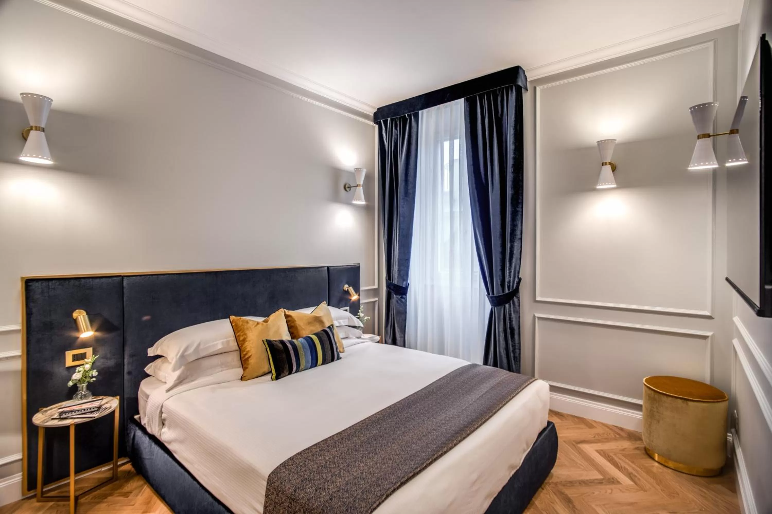 Bed in Tree Charme Augusto Boutique Hotel