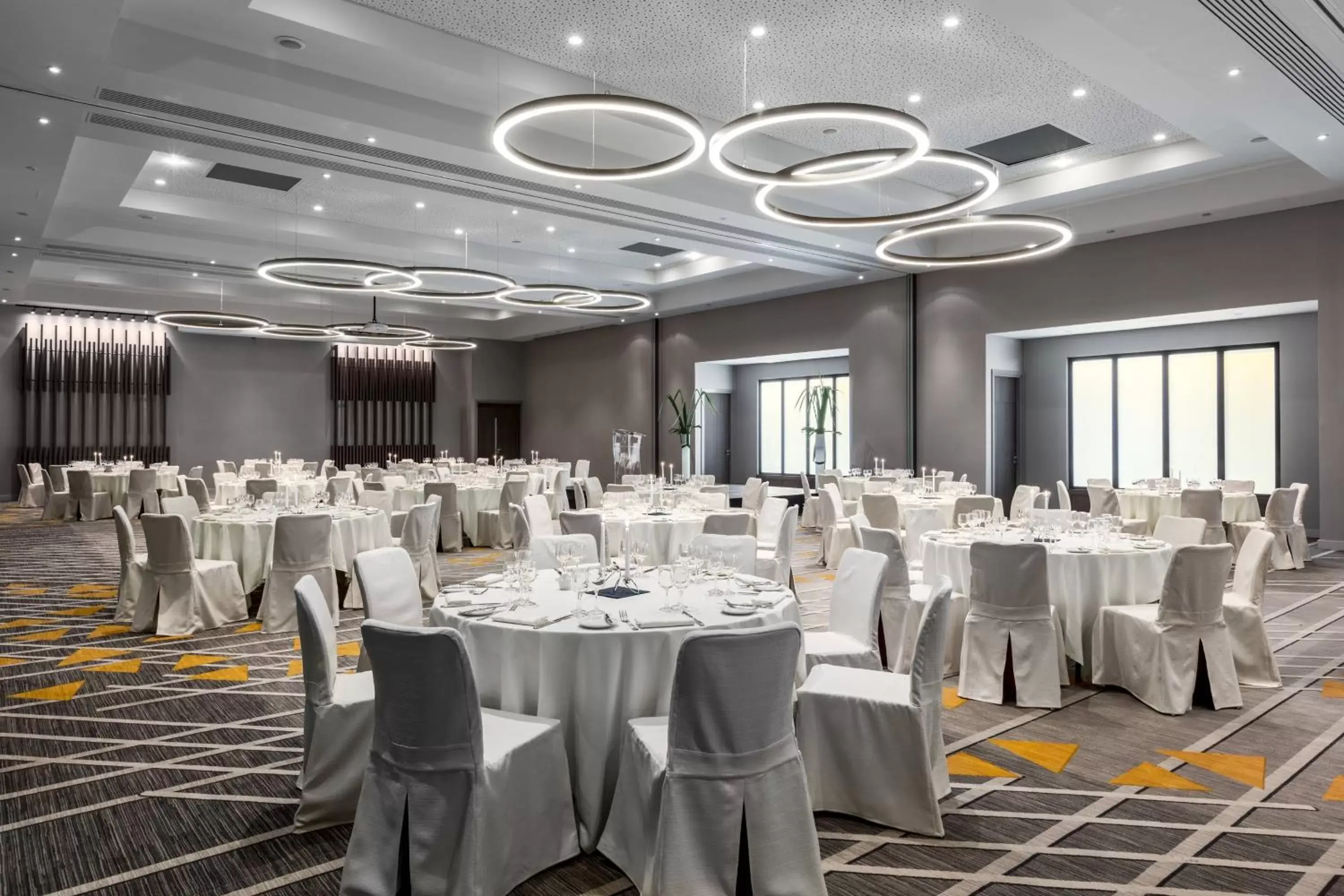 Meeting/conference room, Banquet Facilities in Paris Marriott Charles de Gaulle Airport Hotel