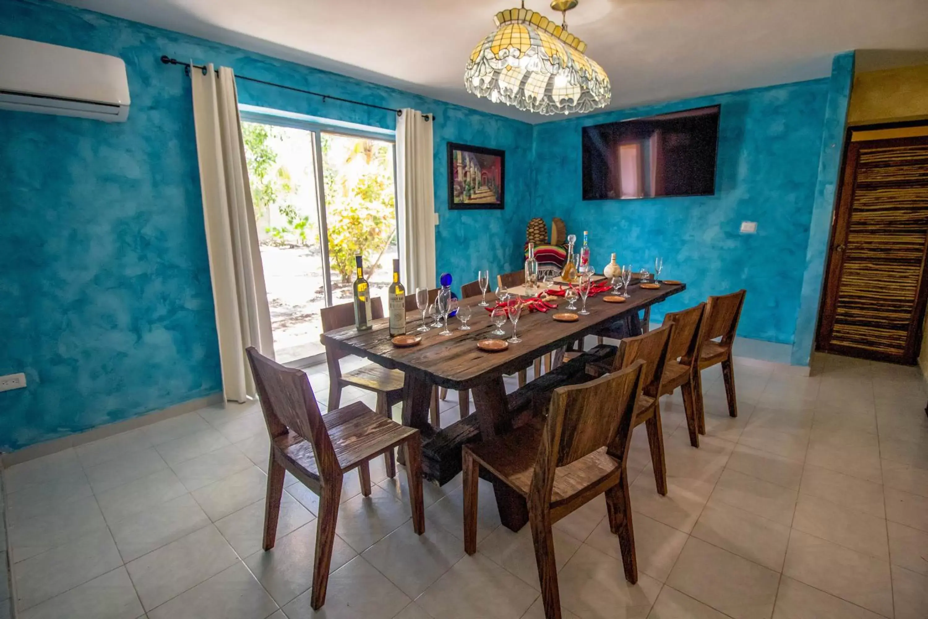 Dining Area in Hotel Tequila Cancun