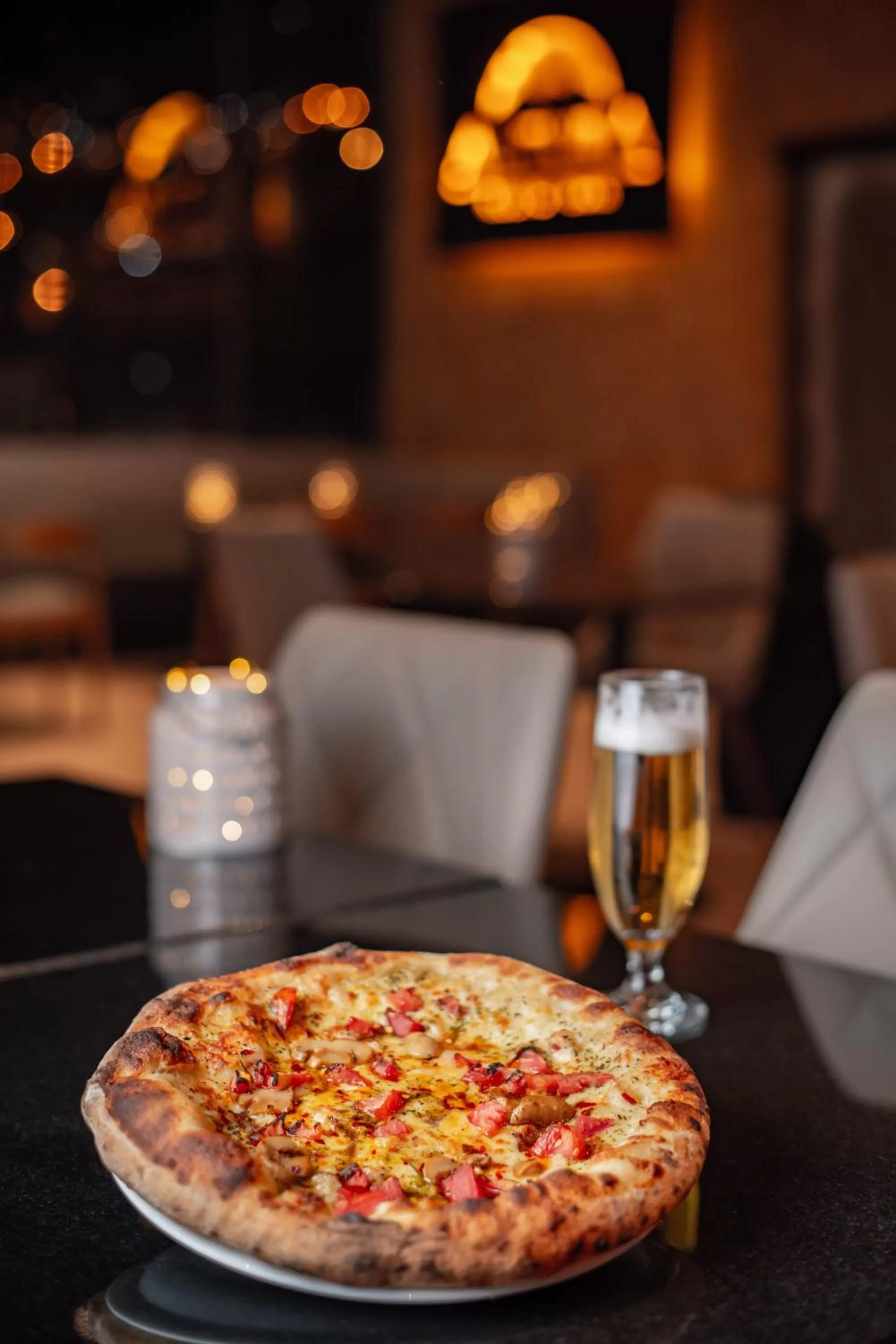 Restaurant/places to eat in Mitru Express Hotel