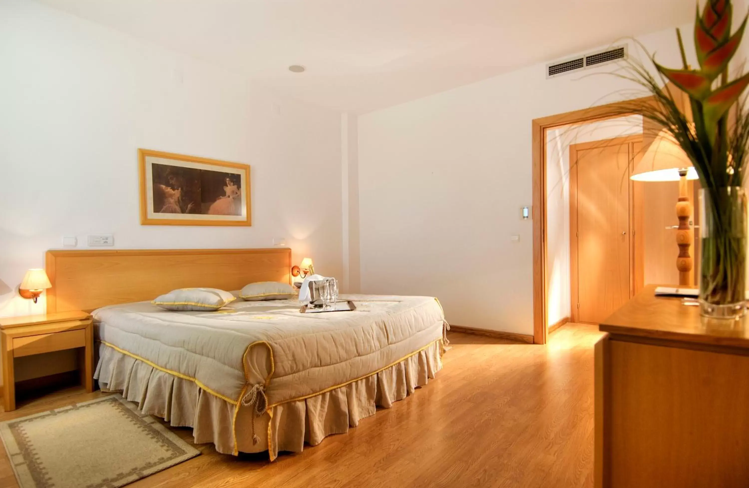 Bed in Hotel Eurosol Alcanena
