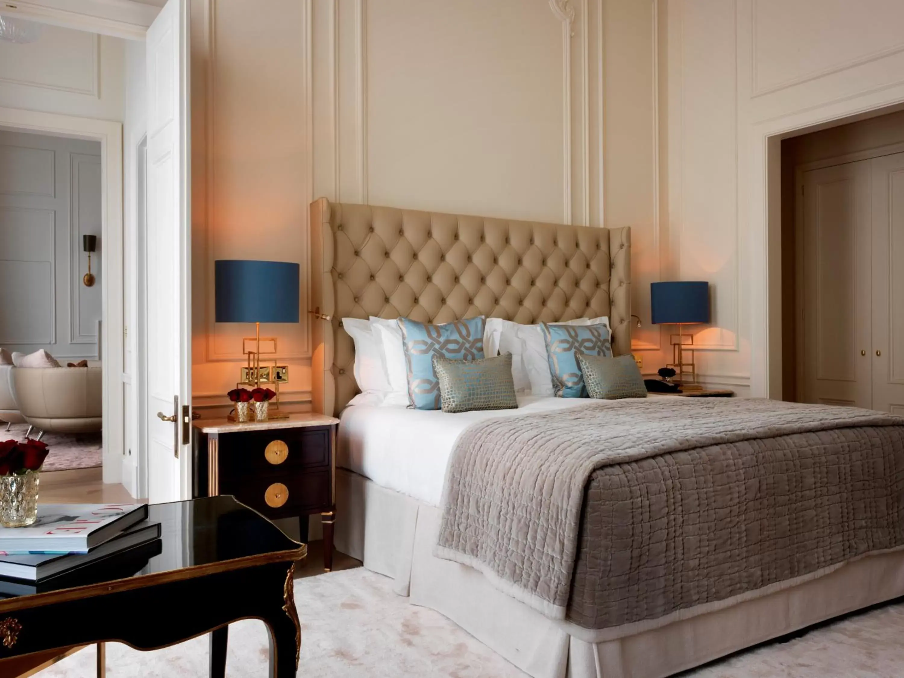 Bedroom, Bed in The Kensington Hotel