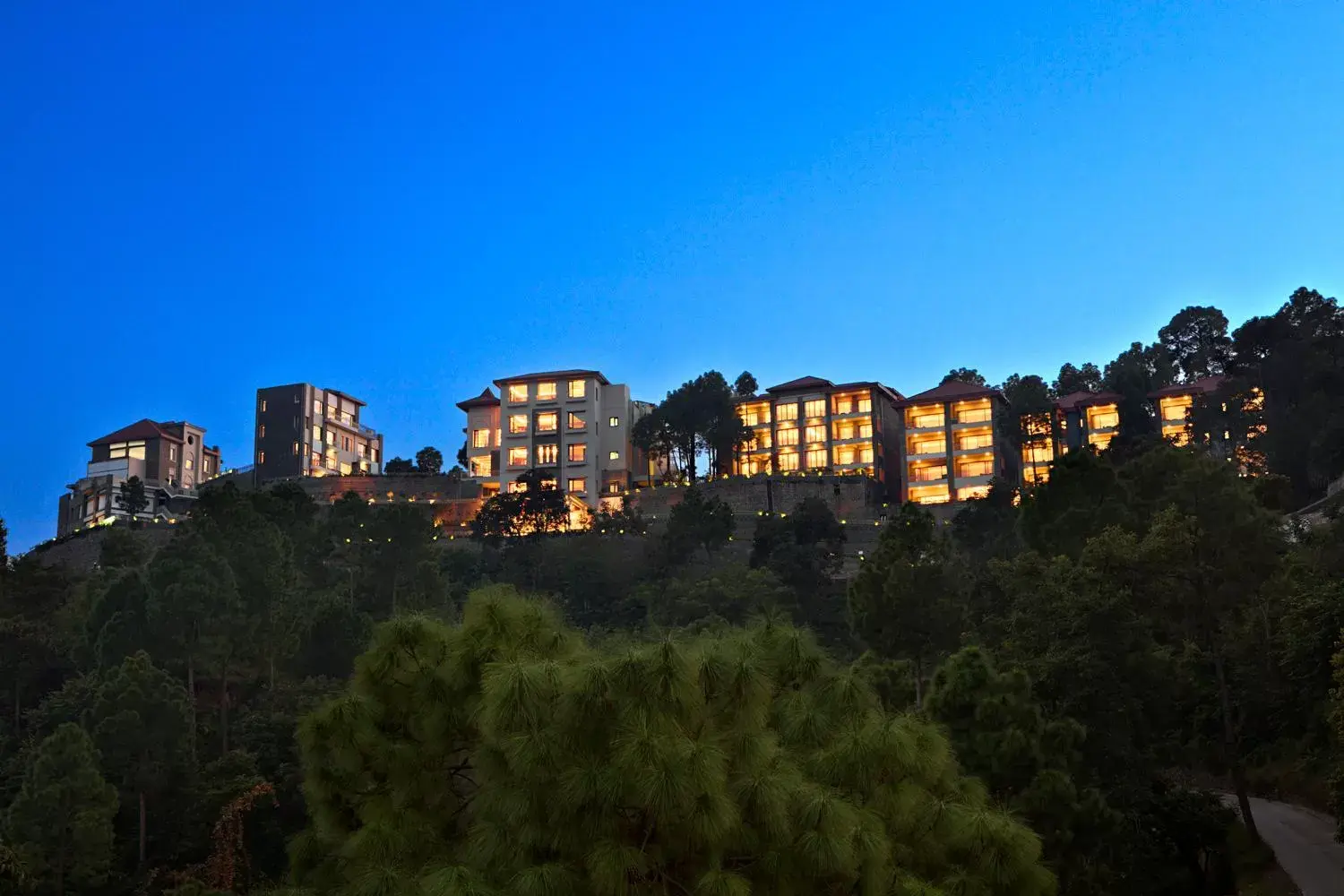 Property building in Fortune Select Forest Hill, Mahiya, Kasauli - Member ITC's Hotel Group Property building in Fortune Select Forest Hill, Mahiya, Kasauli - Member ITC's Hotel Group