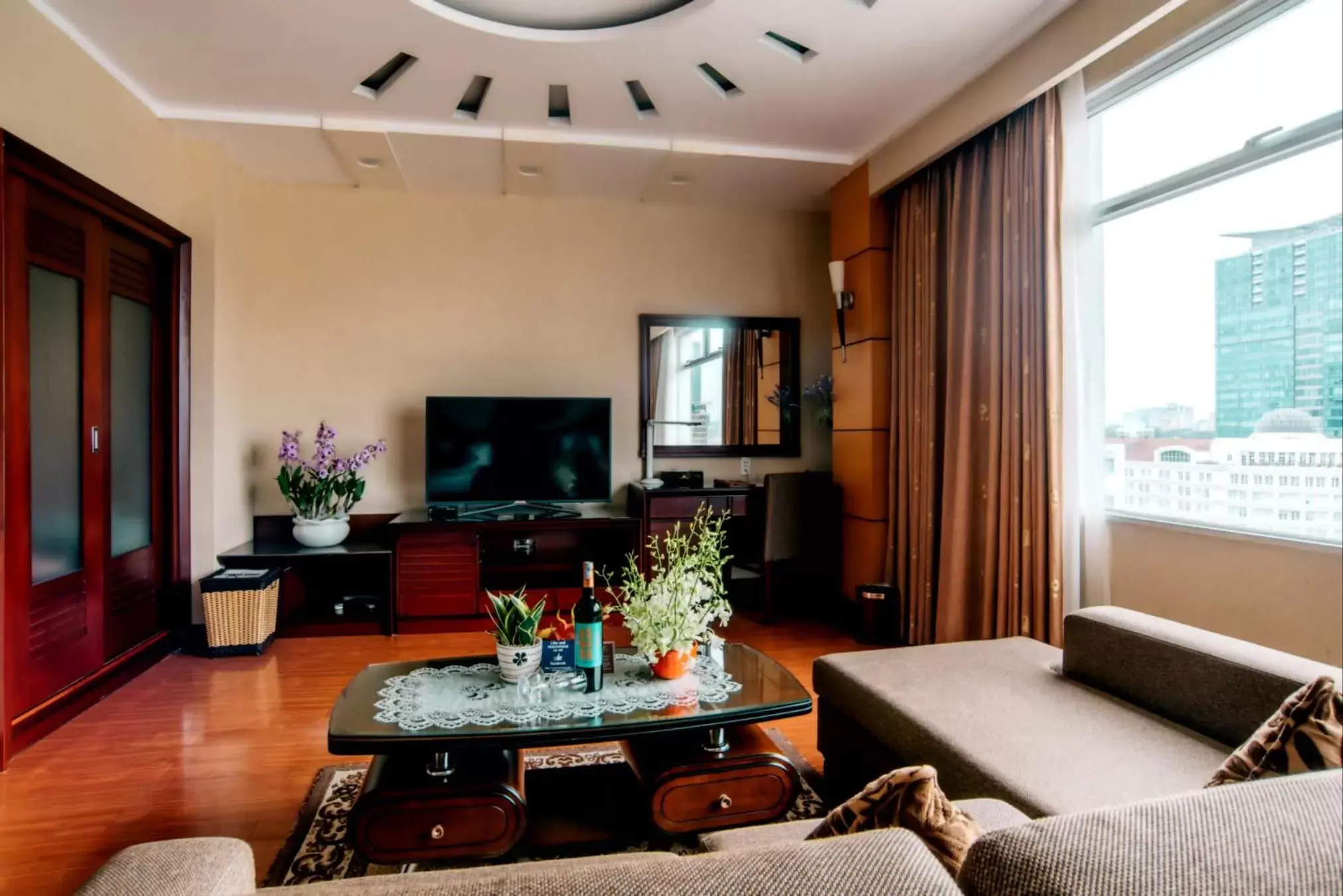 Seating area, TV/Entertainment Center in Northern Saigon Hotel