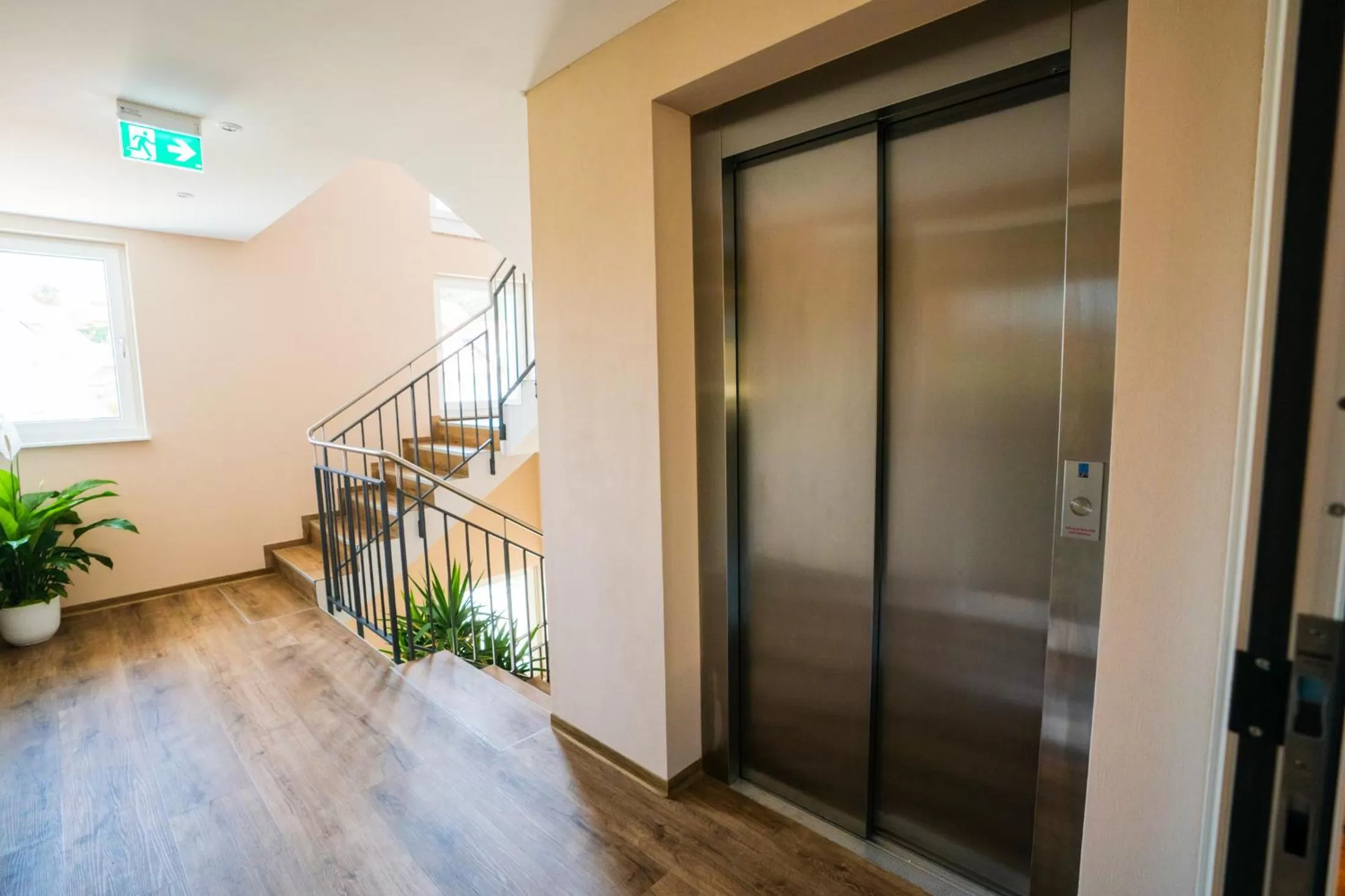 Property building in Burgers Hotel