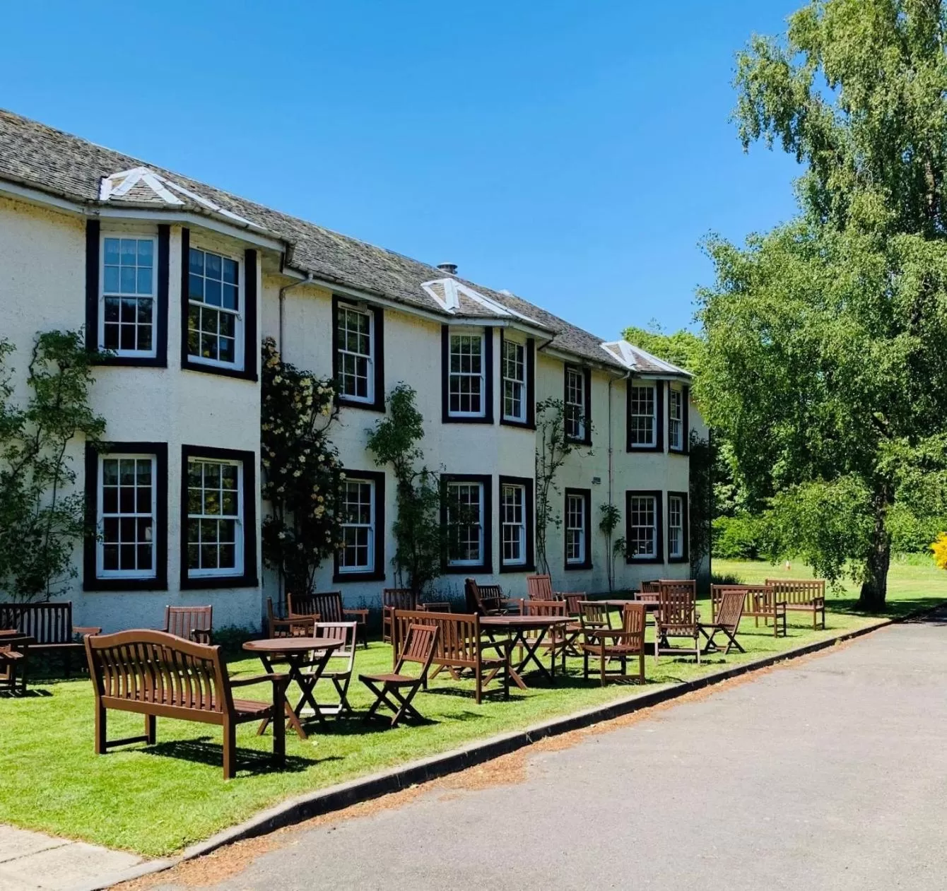 Facade/entrance in Green Hotel
