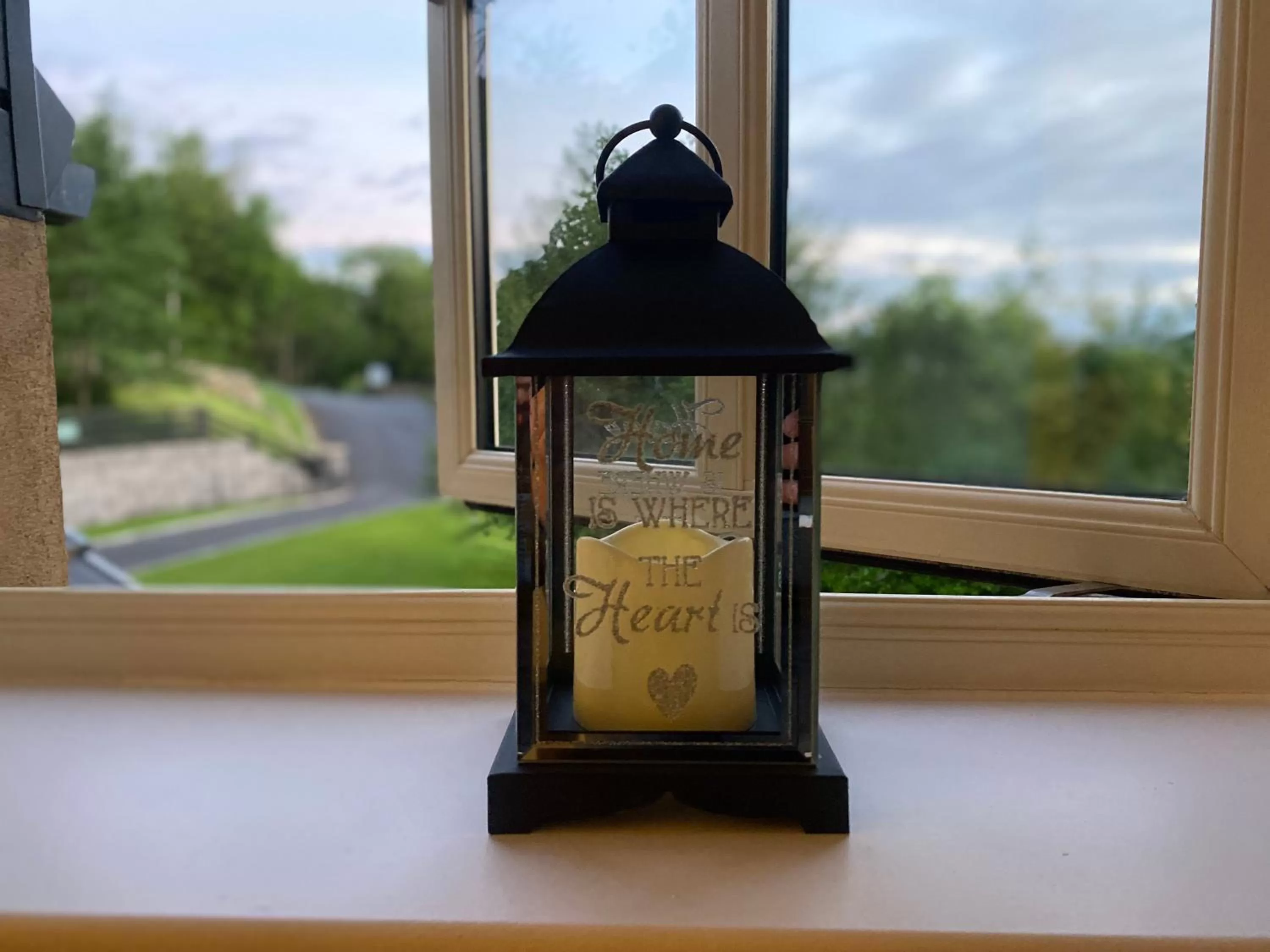 Property building in Rostrevor Valley Holiday Park Rooms with Hot tub and car service