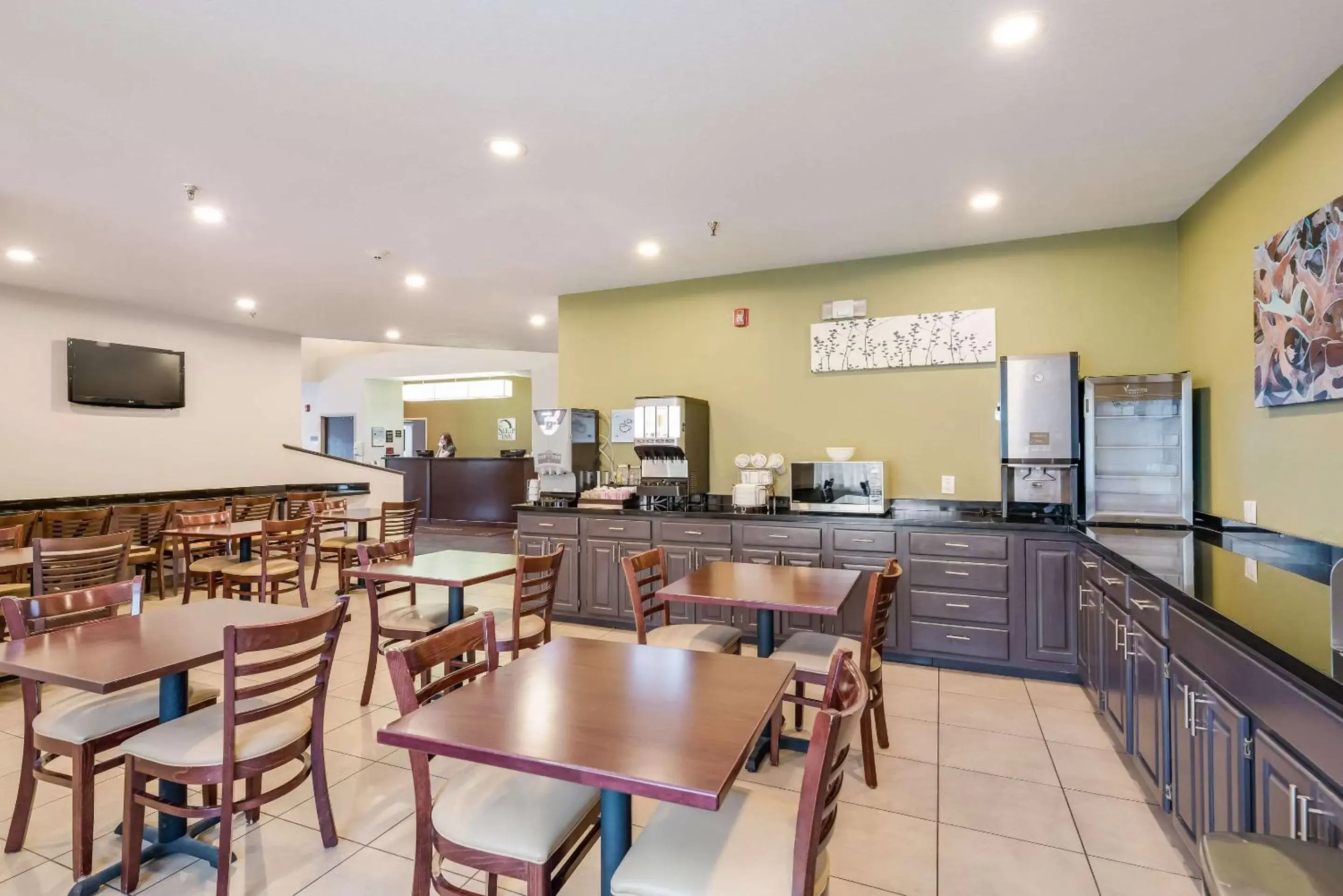 Restaurant/places to eat in Sleep Inn Flagstaff