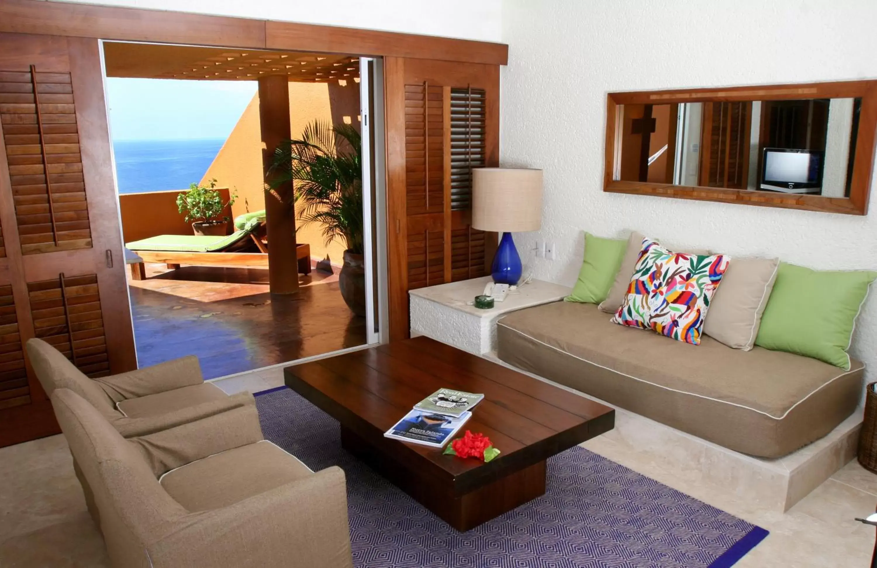 Balcony/Terrace, Seating Area in Las Brisas Ixtapa