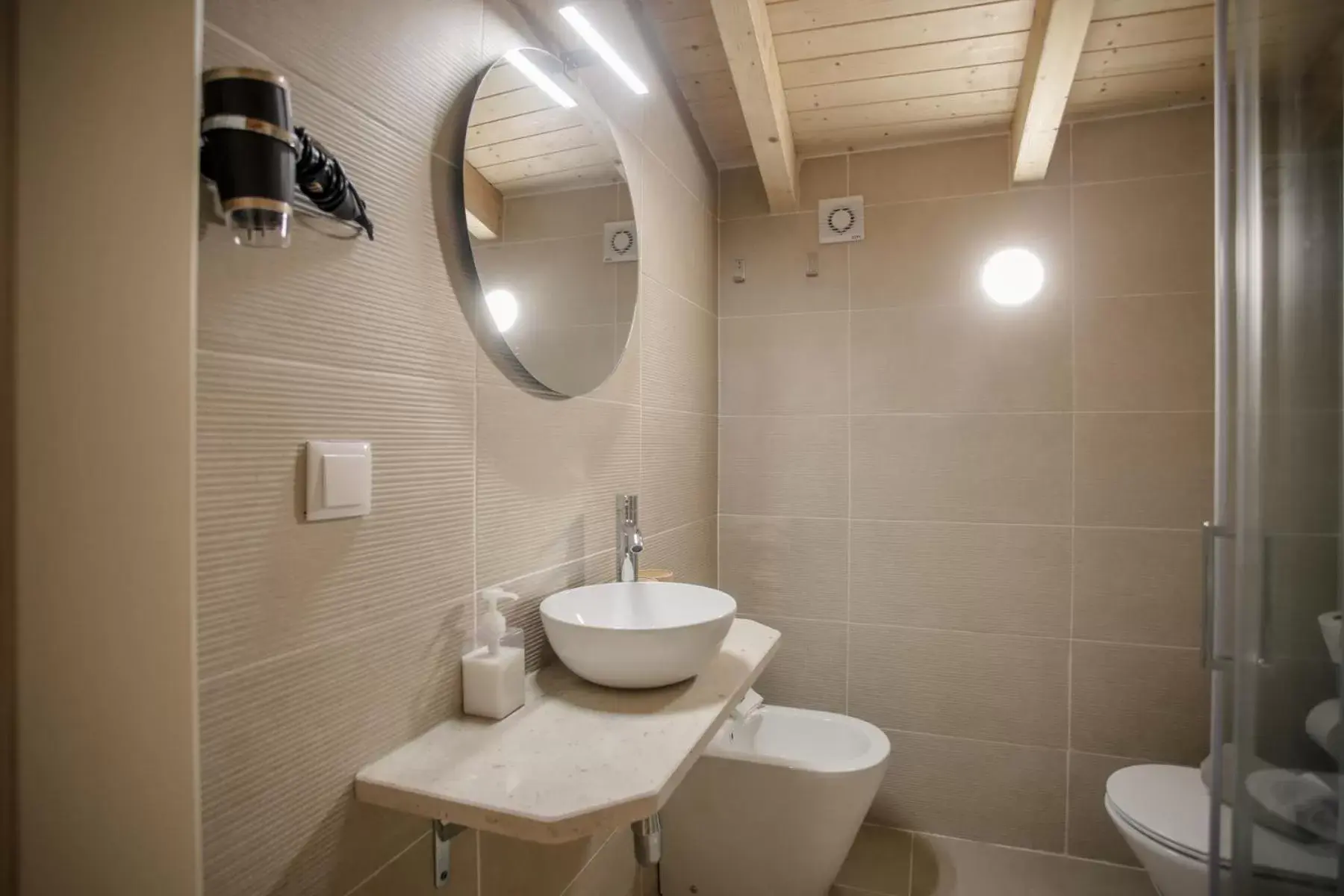 Bathroom in Óbidos Pátio House