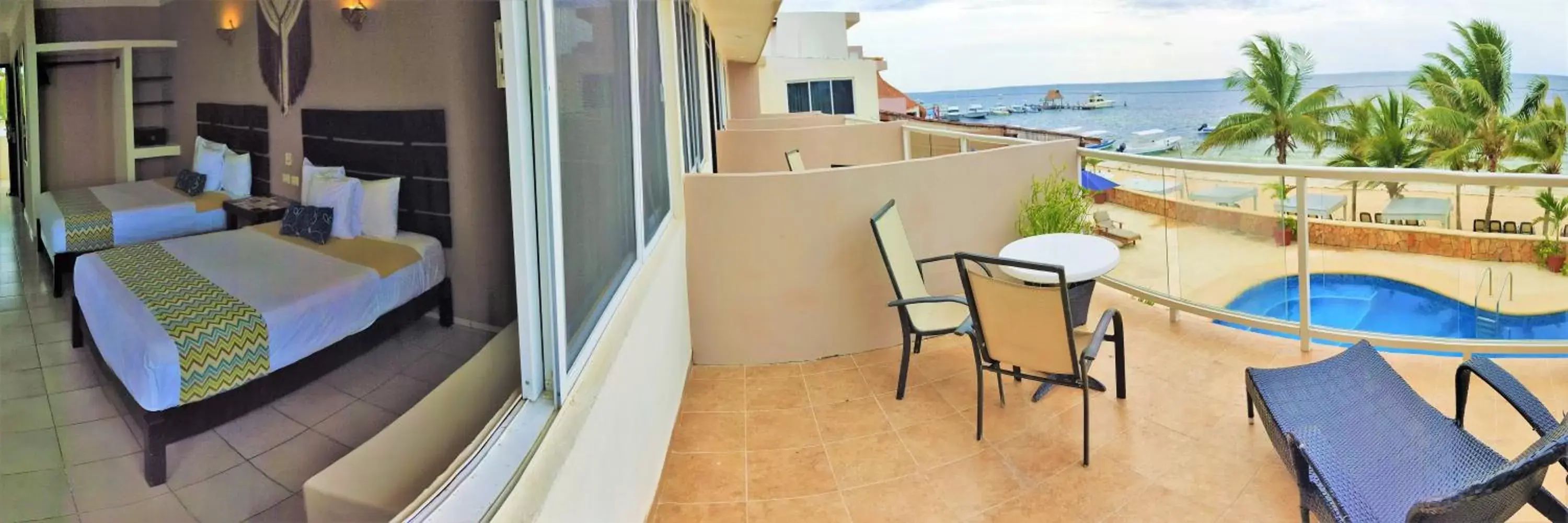Balcony/Terrace in Hacienda Morelos Beachfront Hotel