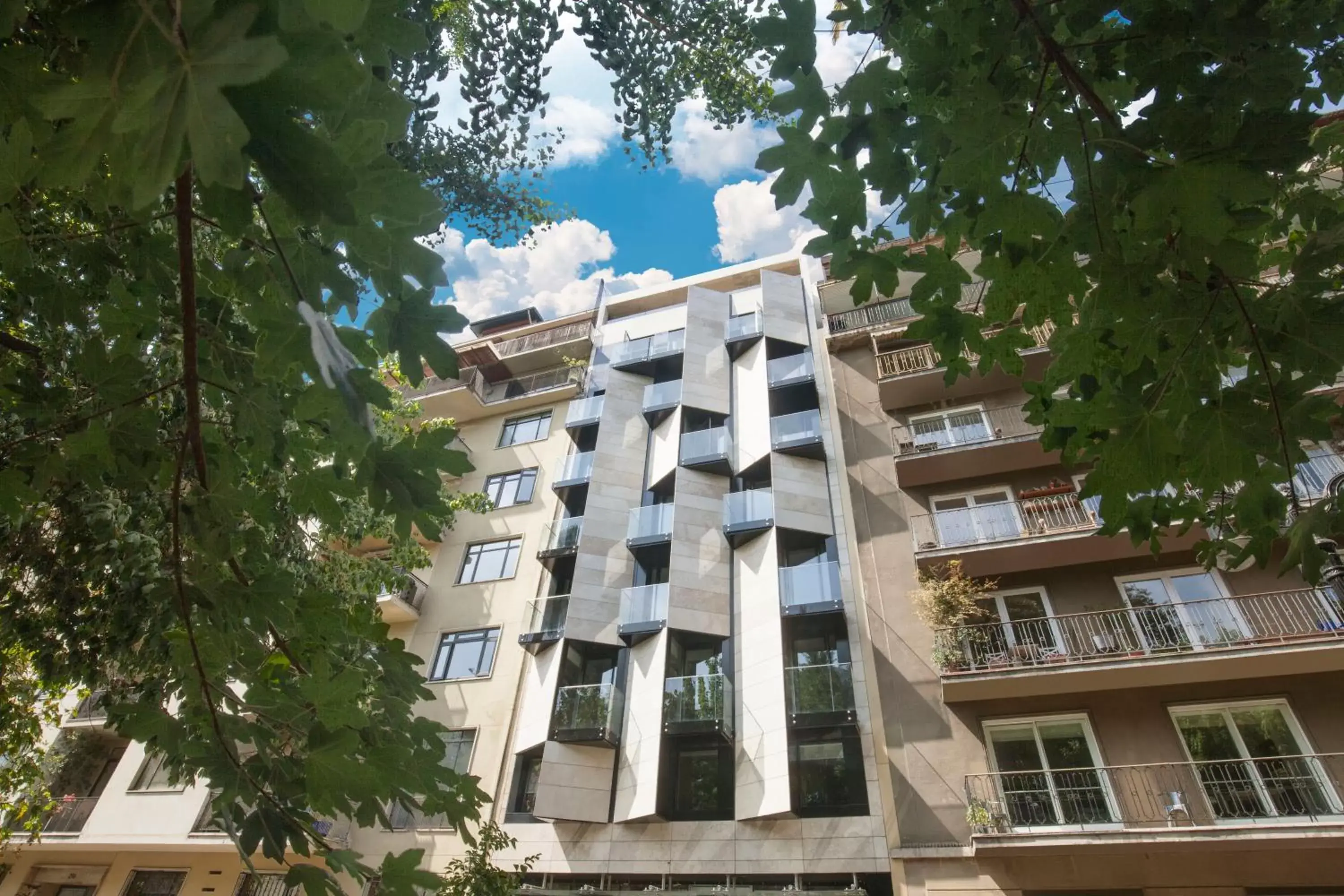 Facade/entrance, Property Building in Hotel Ismael