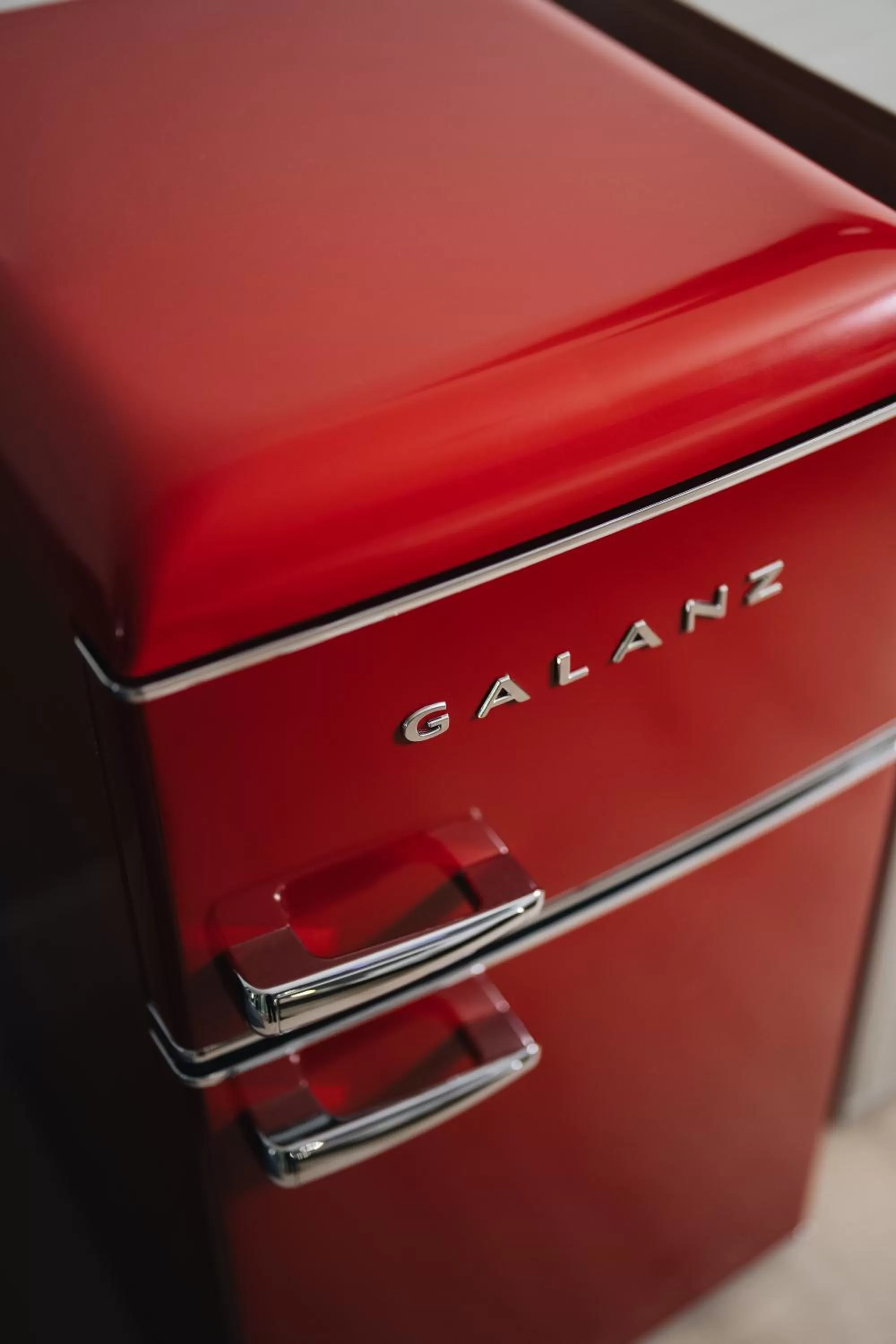 oven in The Lexi Las Vegas