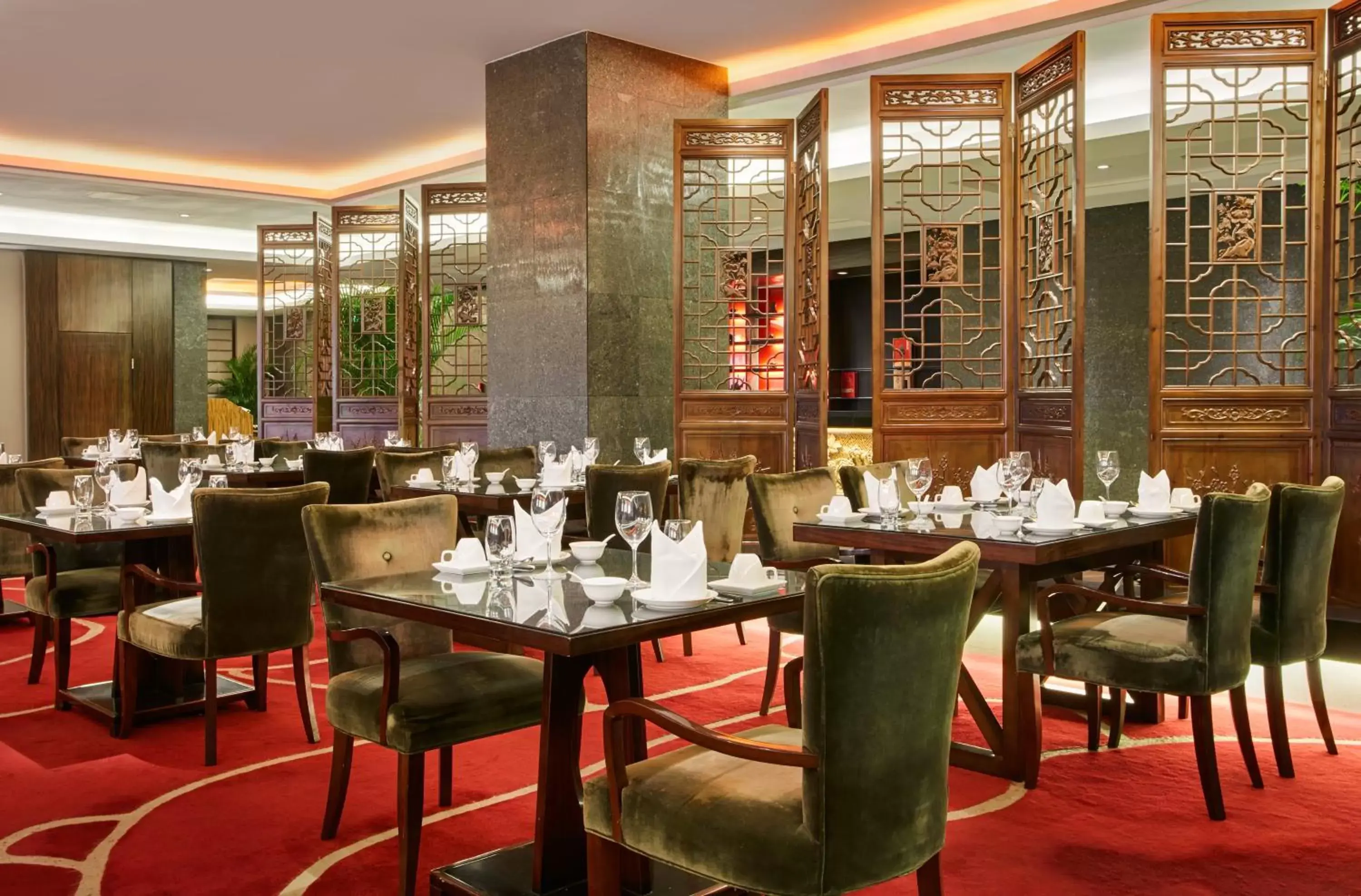 Restaurant/Places to Eat in Crowne Plaza Beijing International Airport, an IHG Hotel