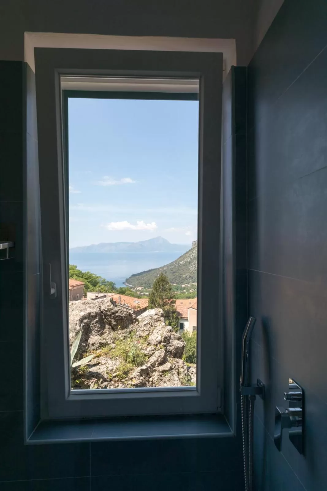 Sea view, Mountain View in B&B Dal Maestro