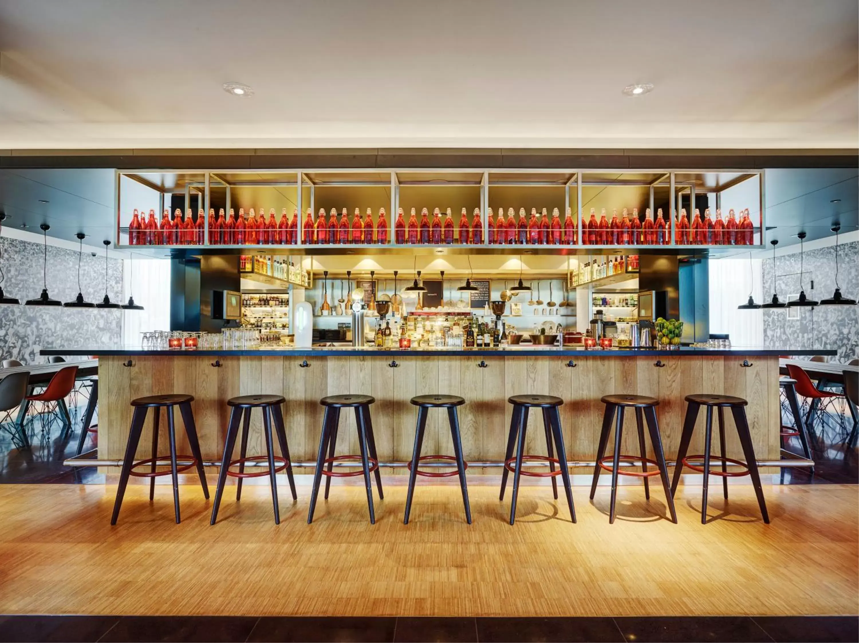 Lounge or bar, Lounge/Bar in citizenM Schiphol Airport