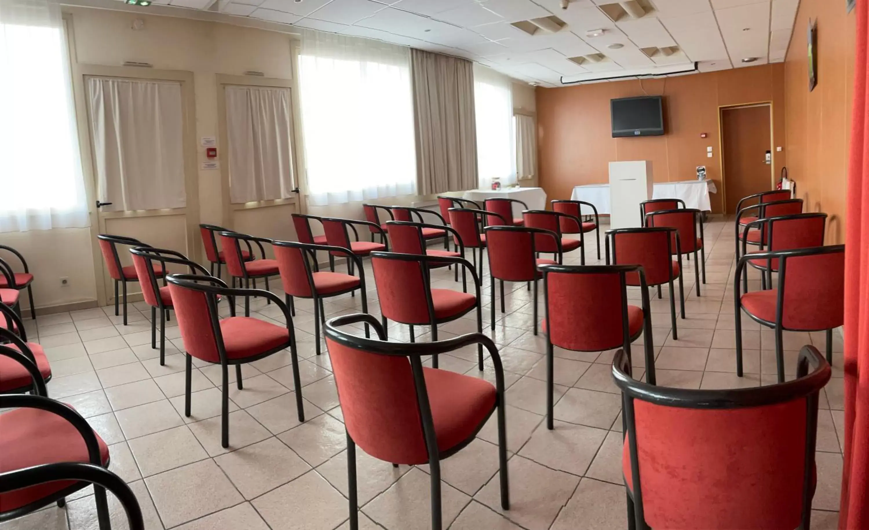 Meeting/conference room in Cit Hotel LA PYRAMIDE