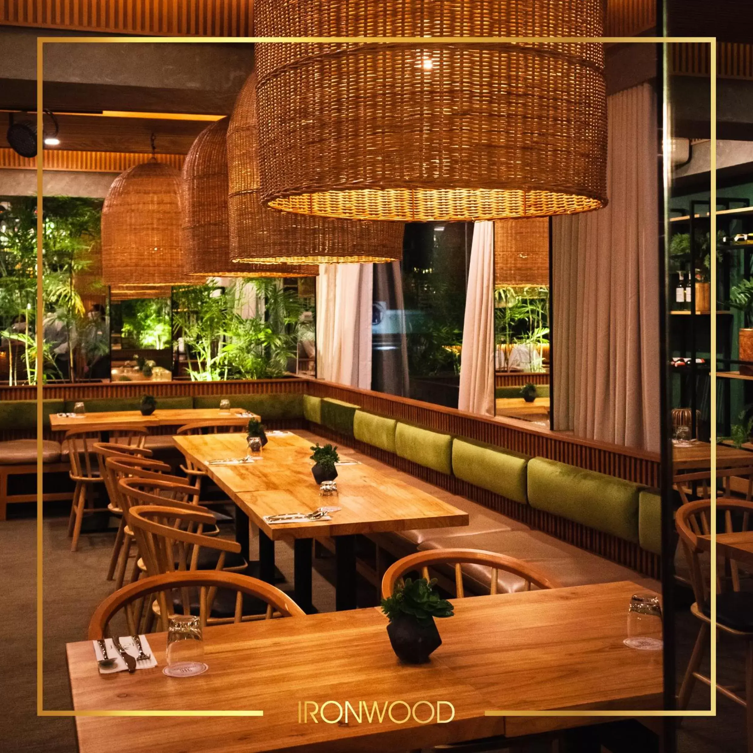 Restaurant/places to eat in Ironwood Hotel Restaurant/places to eat in Ironwood Hotel