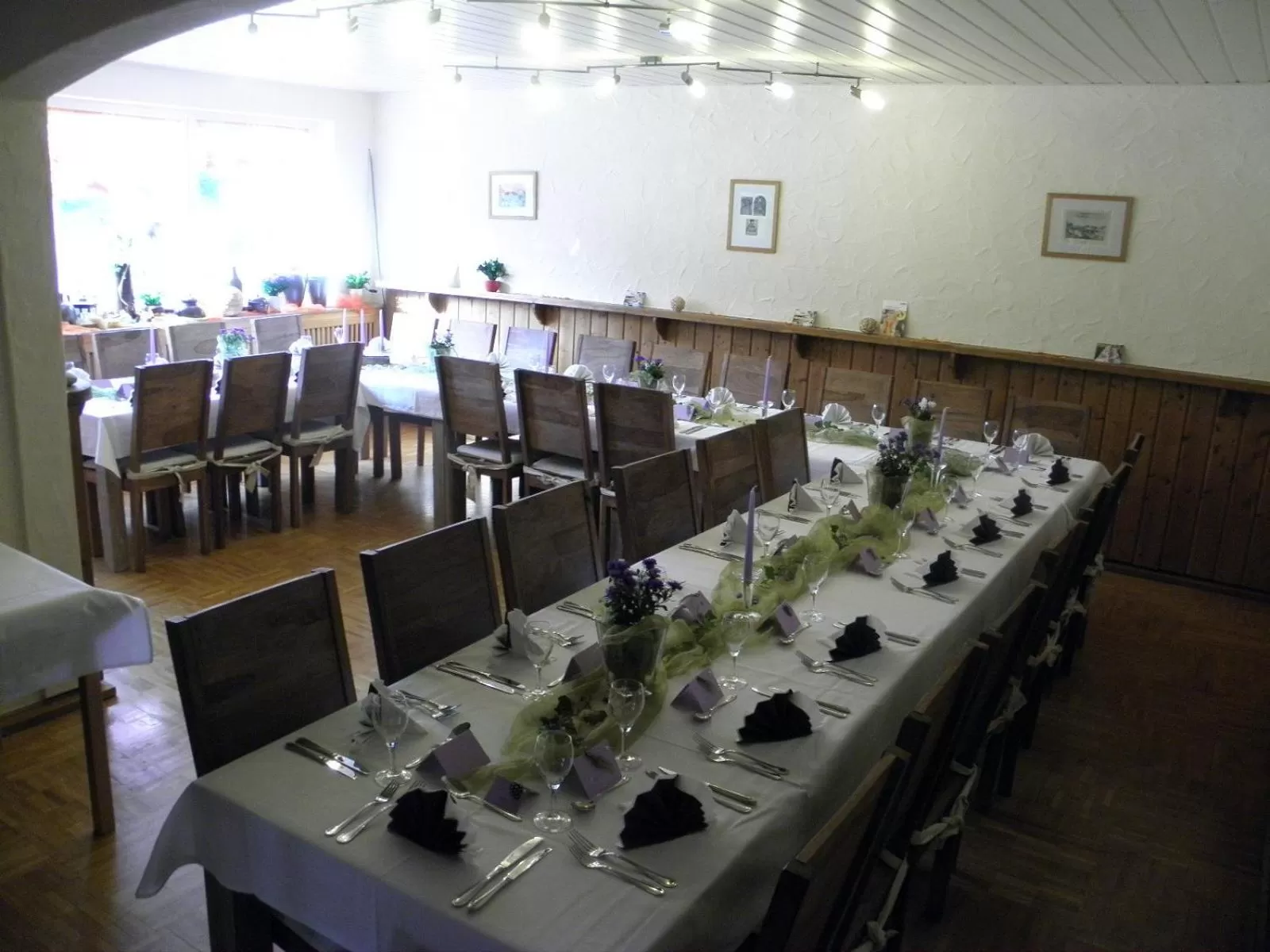 Restaurant/places to eat in Alb Hotel Schalksburg