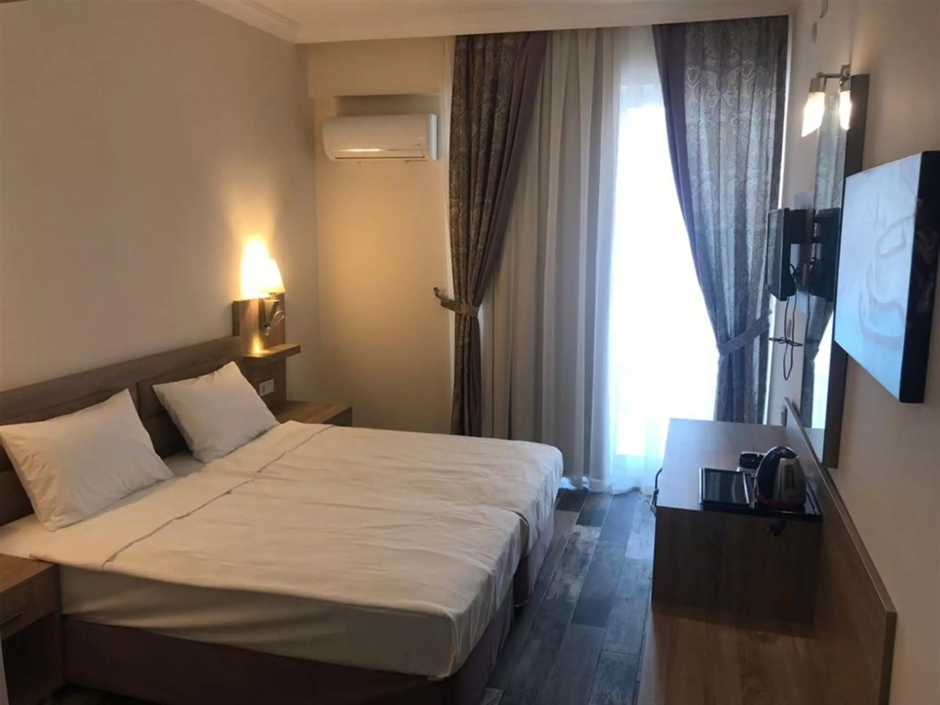 Bedroom, Bed in Arsi Enfi City Beach Hotel