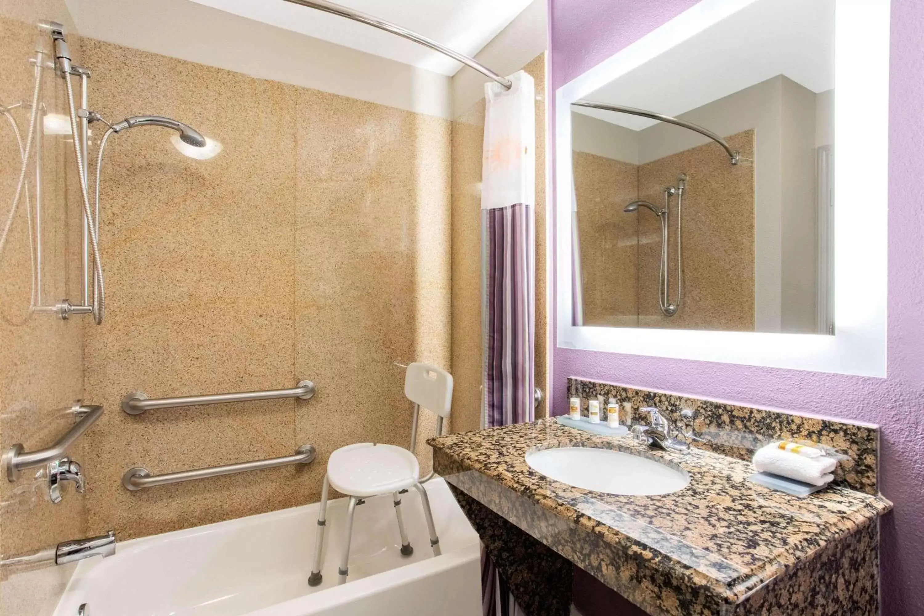 Bathroom in La Quinta by Wyndham Hillsboro