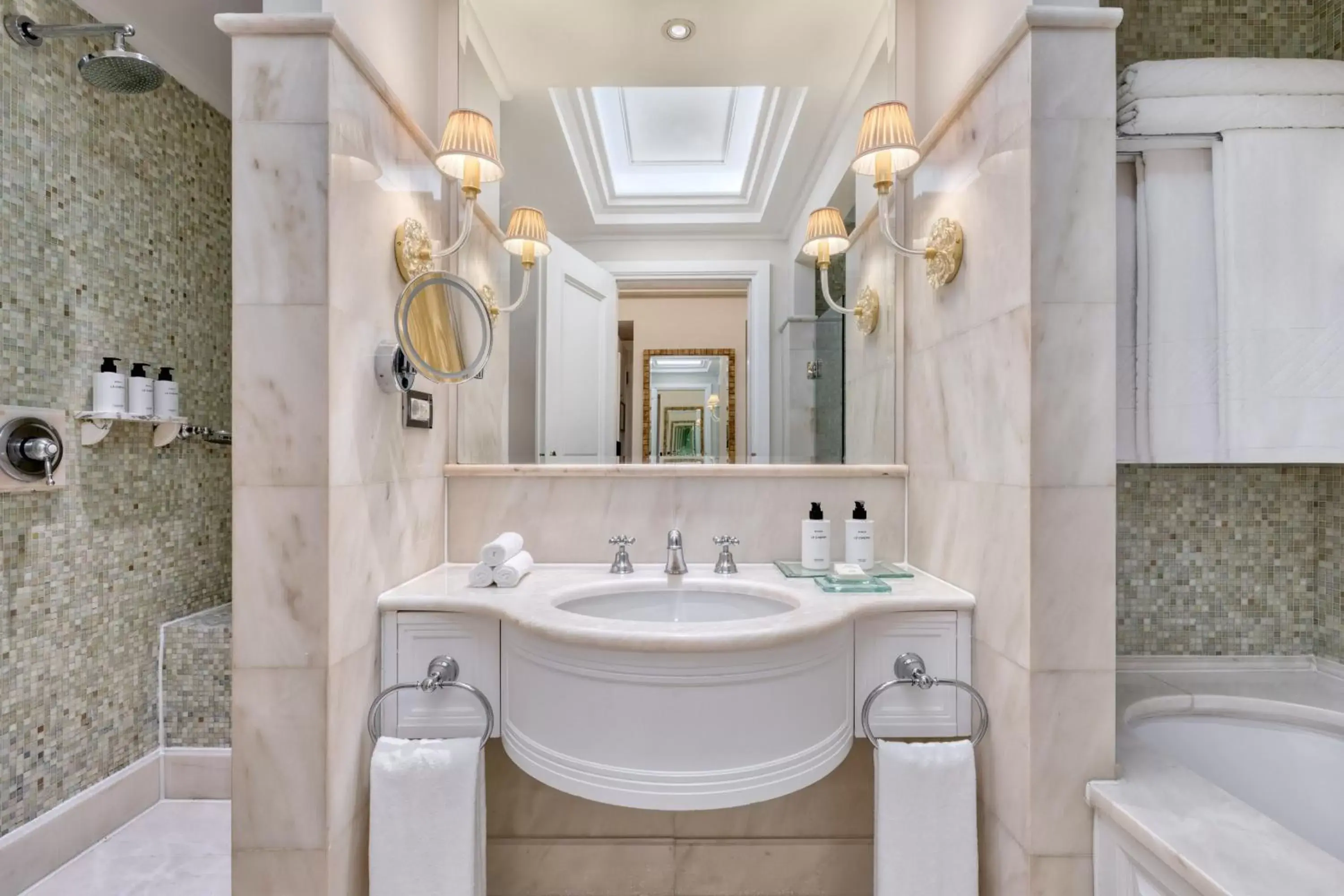 Bathroom in King George, a Luxury Collection Hotel, Athens
