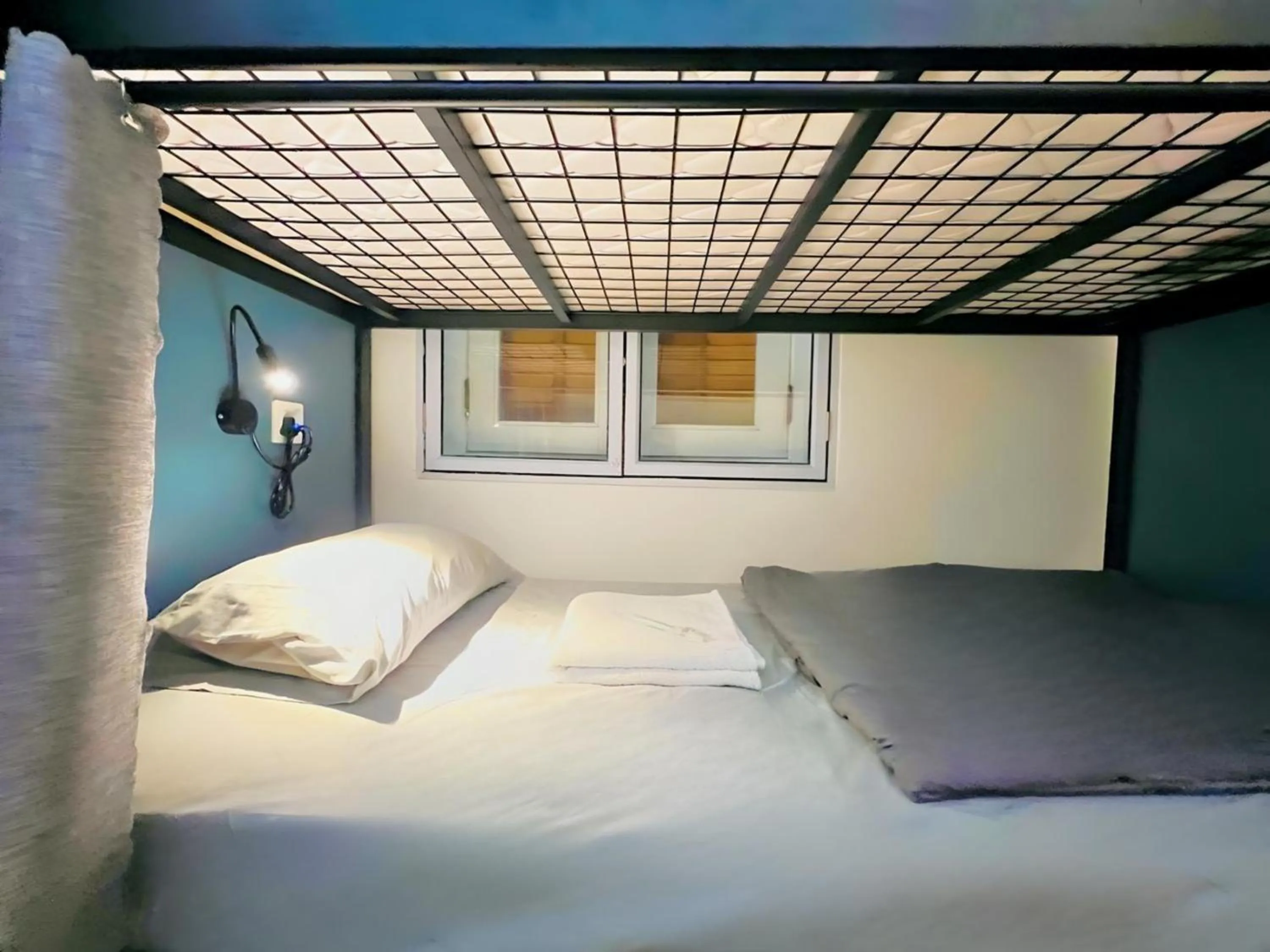 Bed in Beary Best! Hostel Chinatown