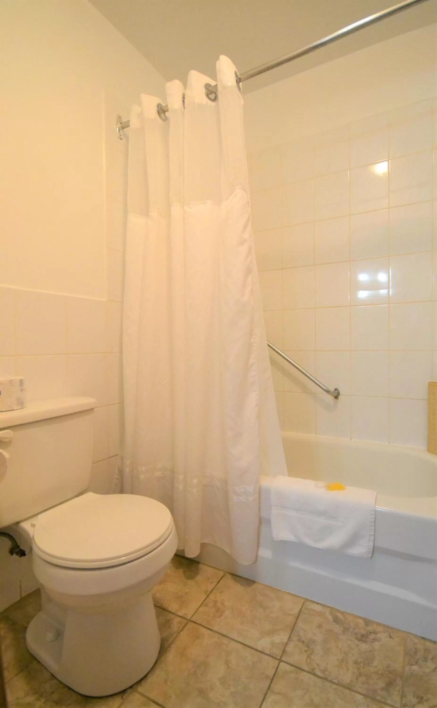 Bathroom in Newmarket Inn