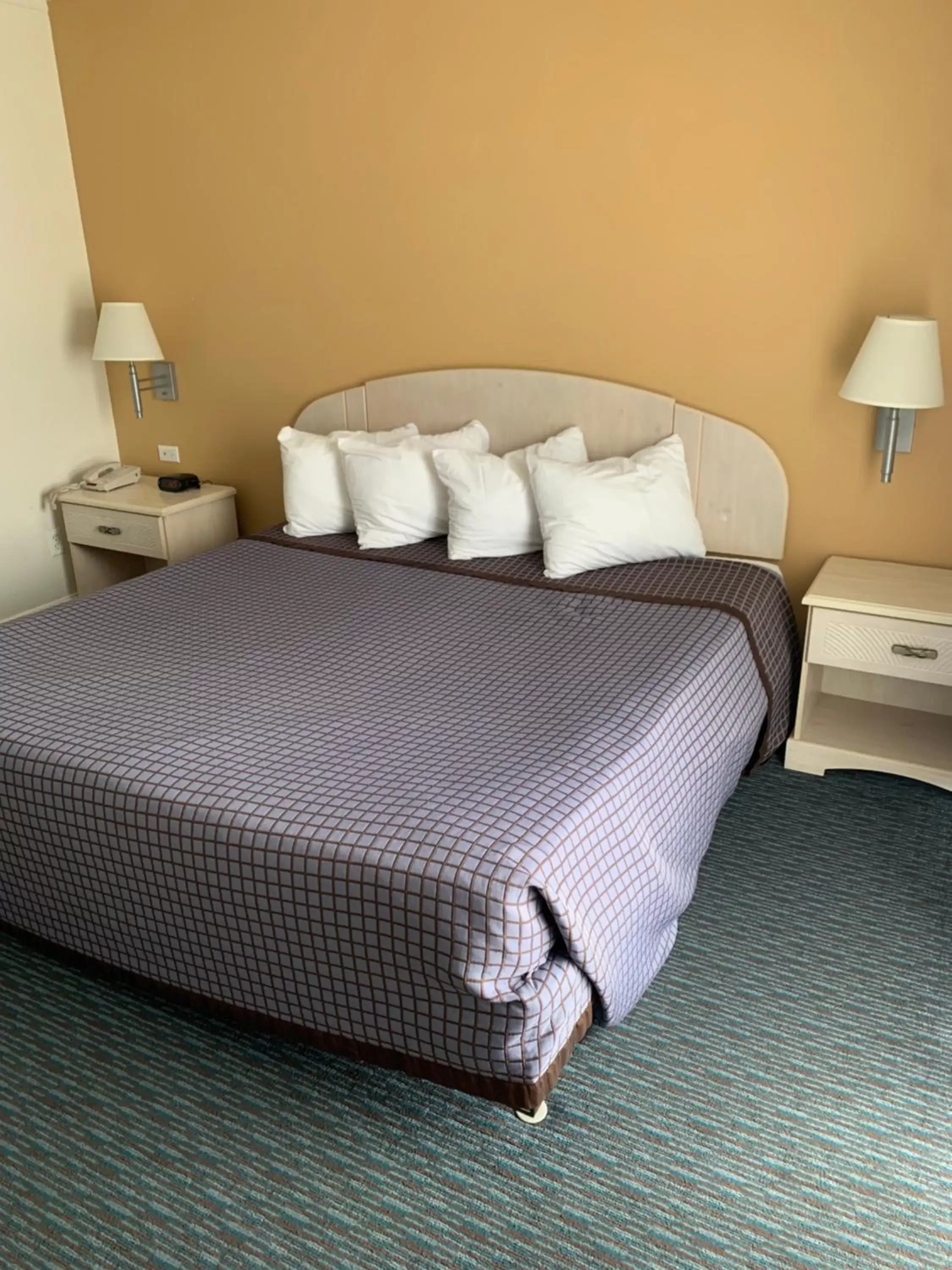 Bed in Sea Bay Hotel