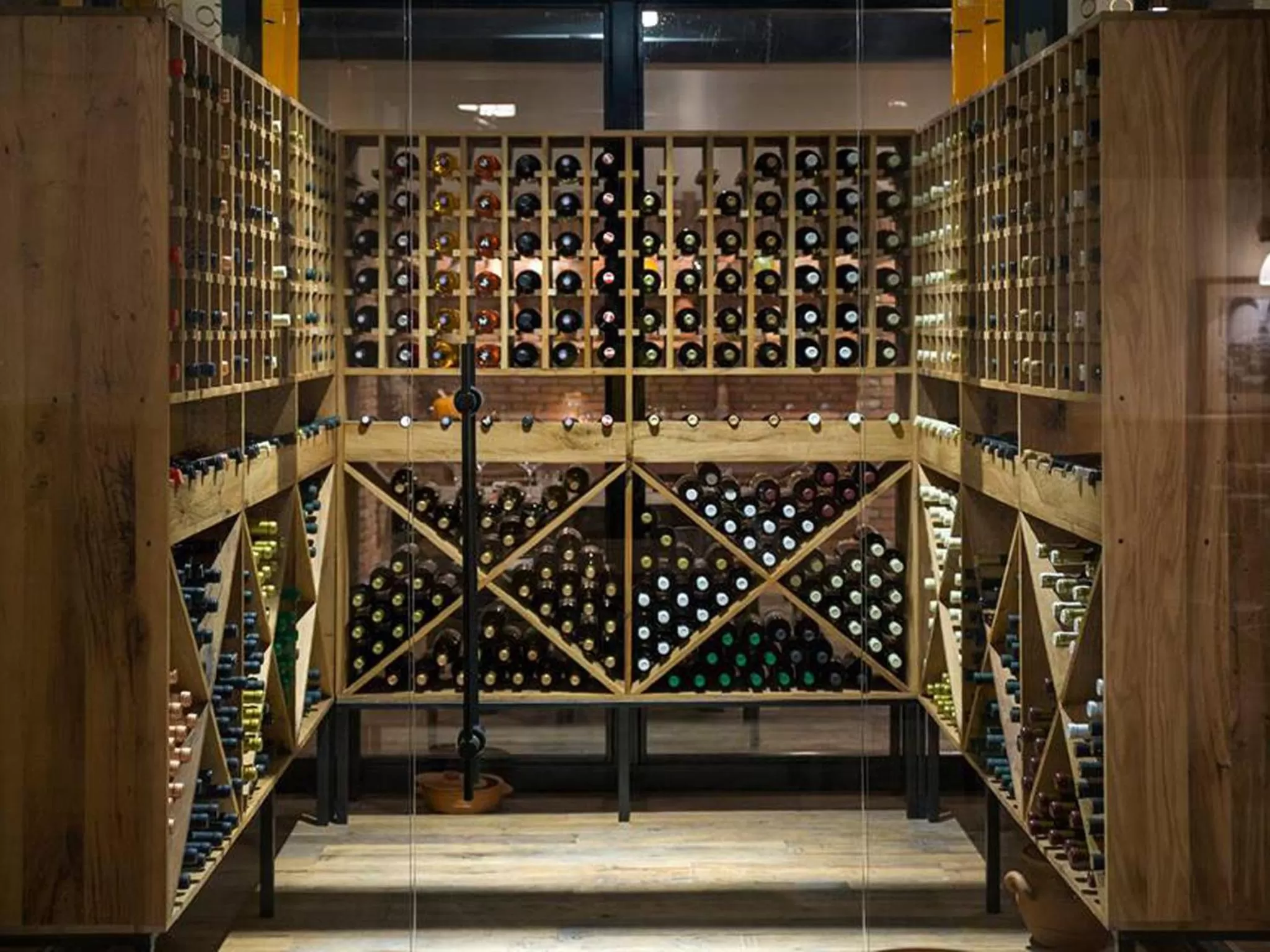 Restaurant/places to eat in Museum Hotel