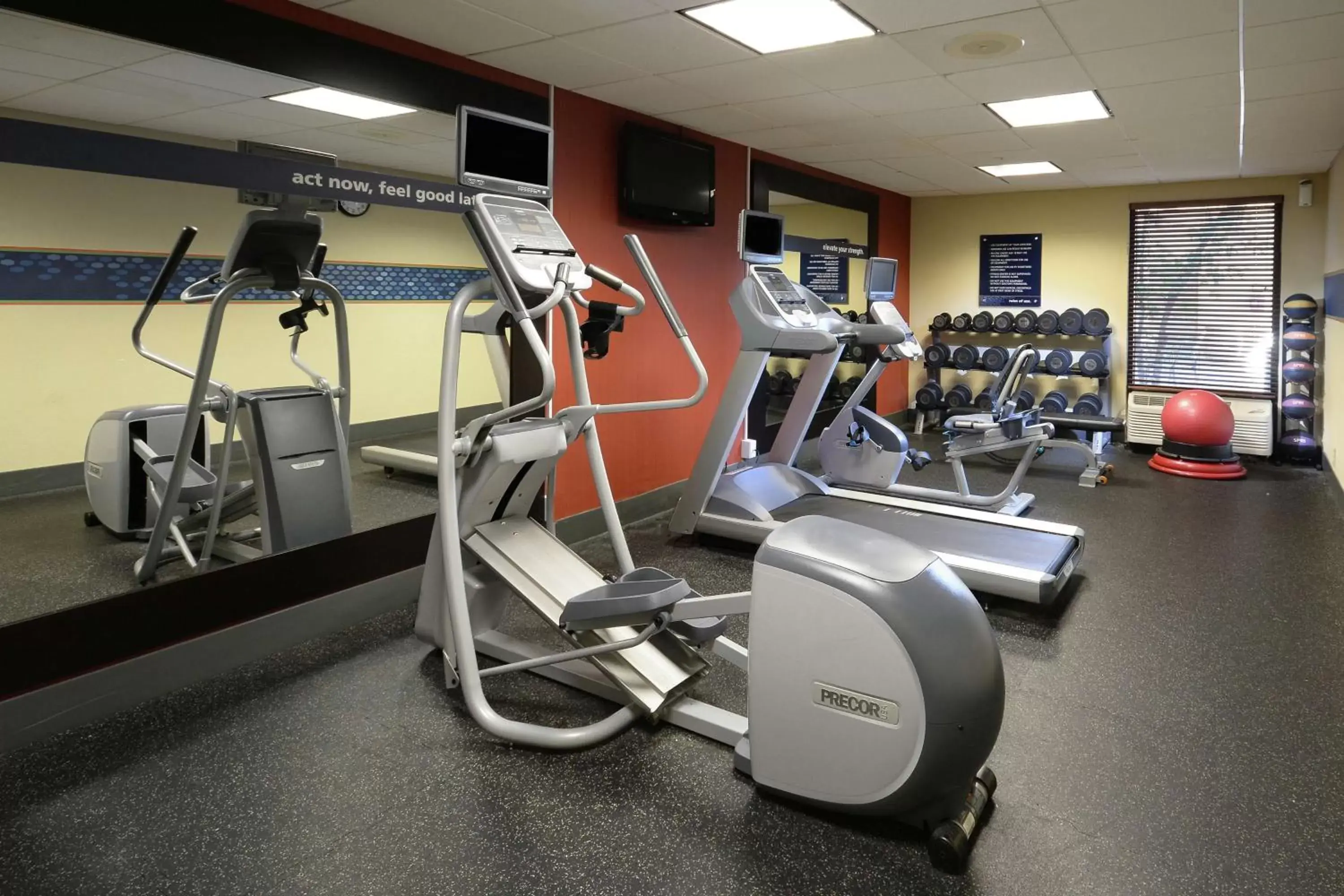 Fitness centre/facilities, Fitness Center/Facilities in Hampton Inn & Suites Greenville/Spartanburg I-85