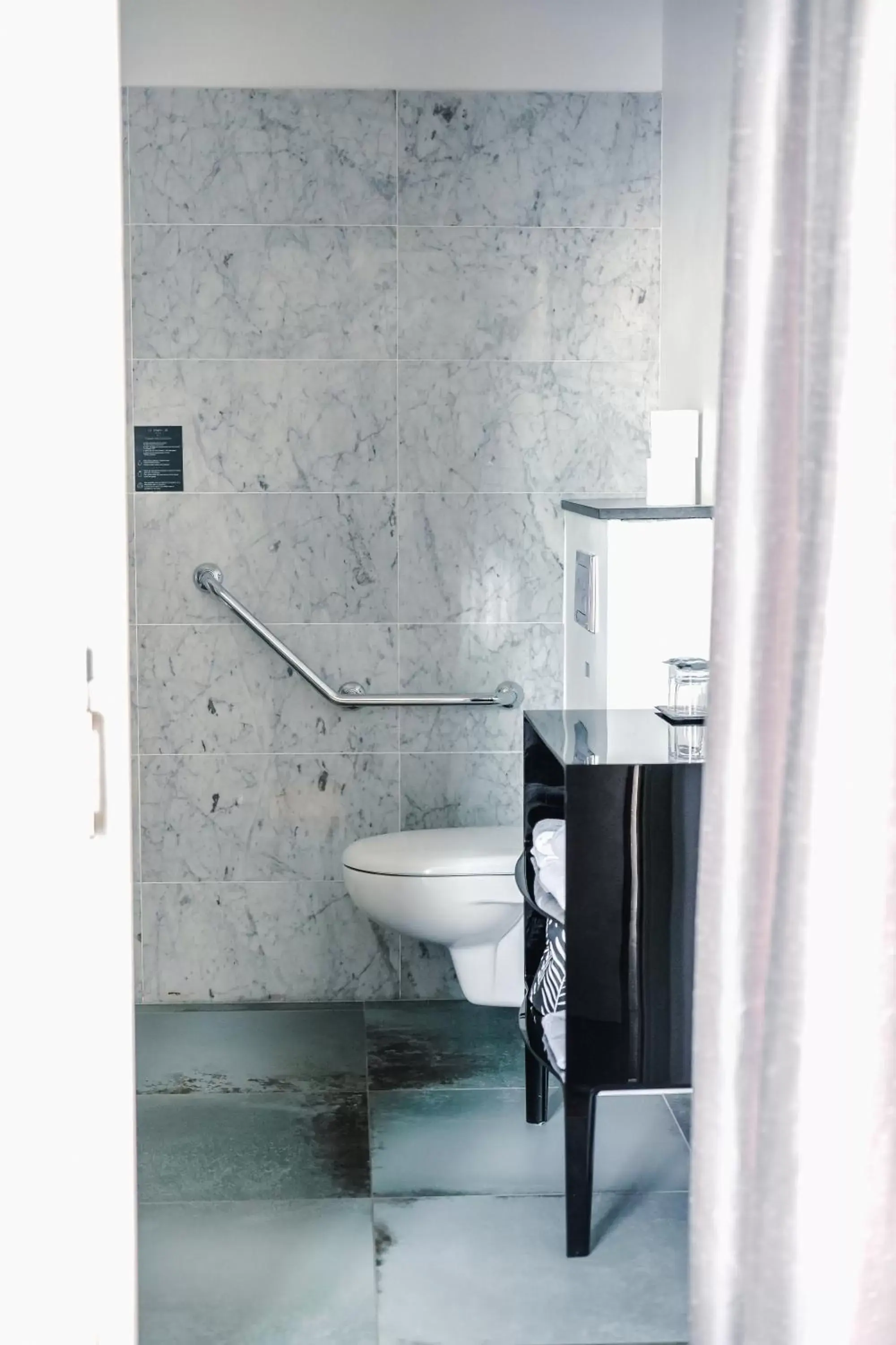 Bathroom in Le Manoir Hôtel