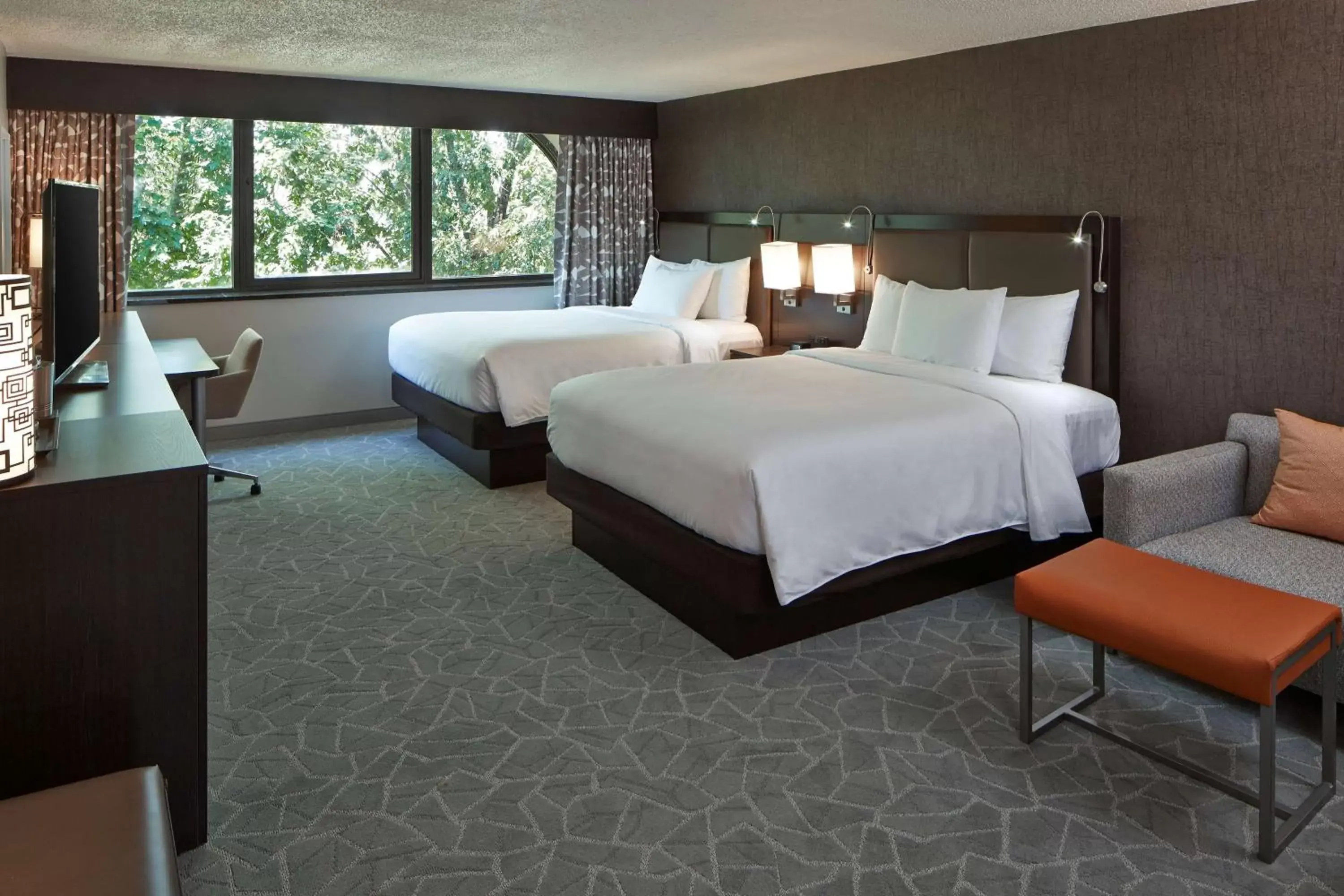 Bedroom, Bed in Doubletree By Hilton Atlanta Perimeter Dunwoody