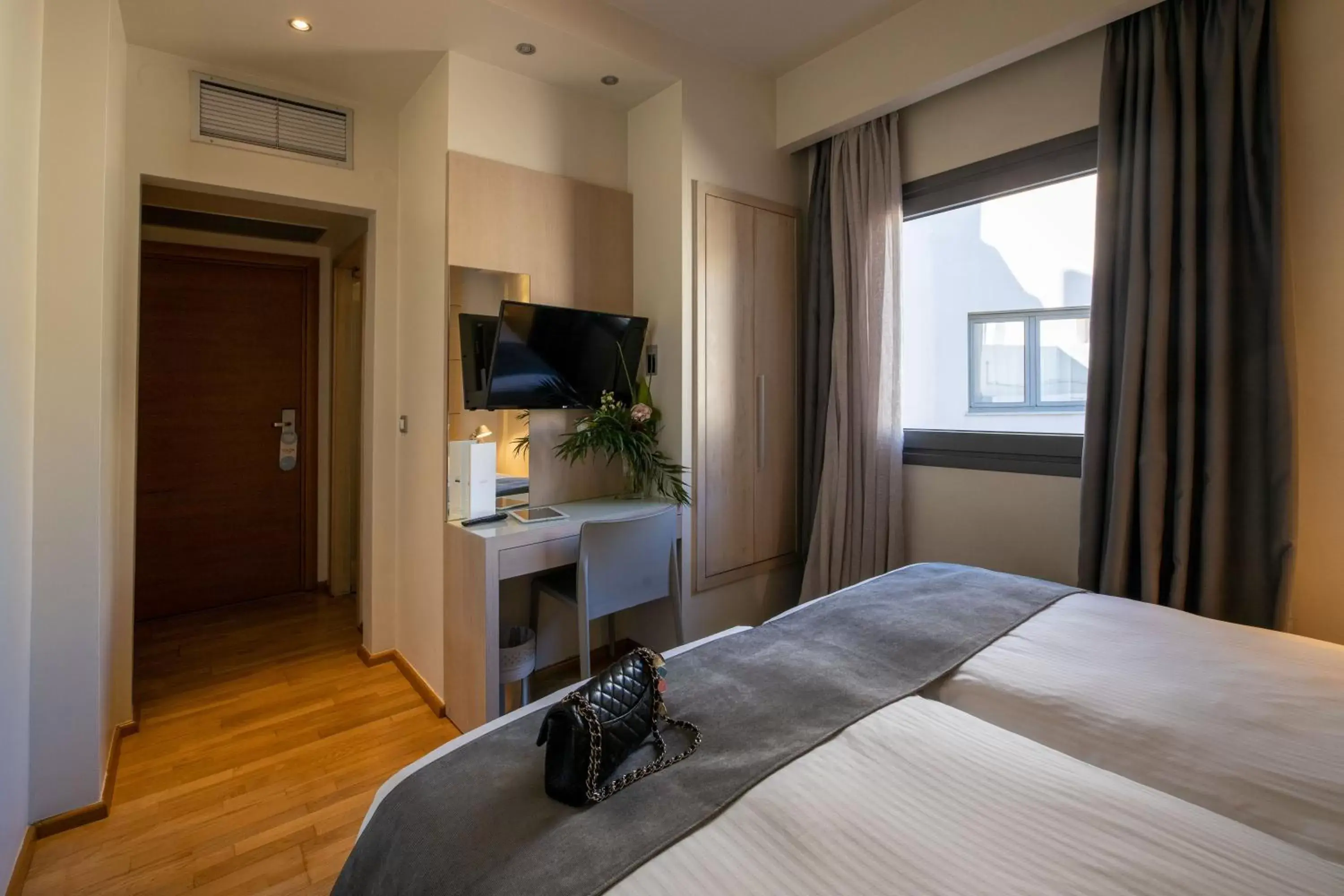 Standard Room internal view in Domotel Olympia Standard Room internal view in Domotel Olympia