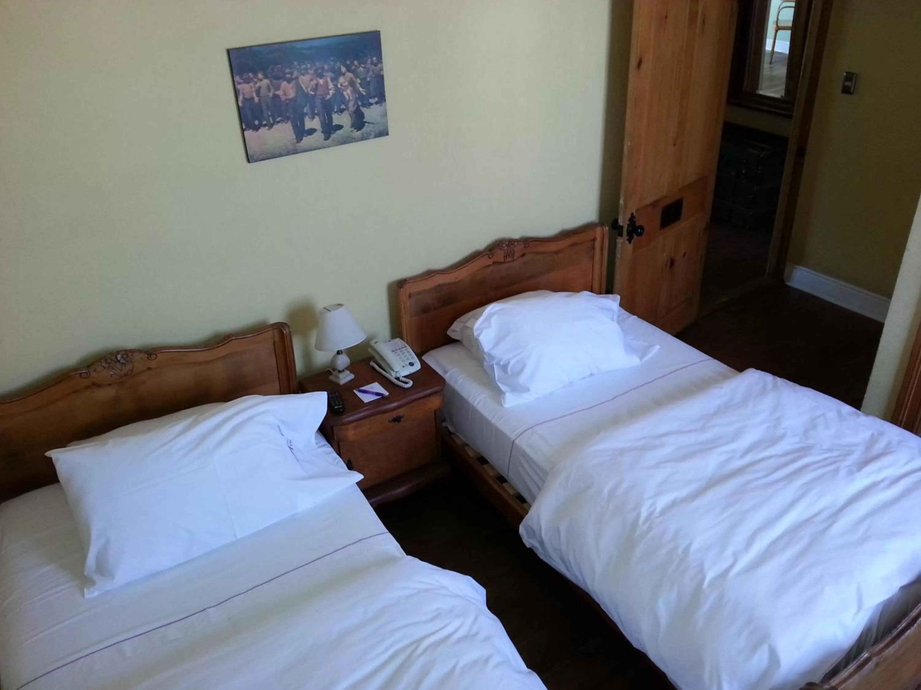 Bed in Hotel Manoir Atkinson