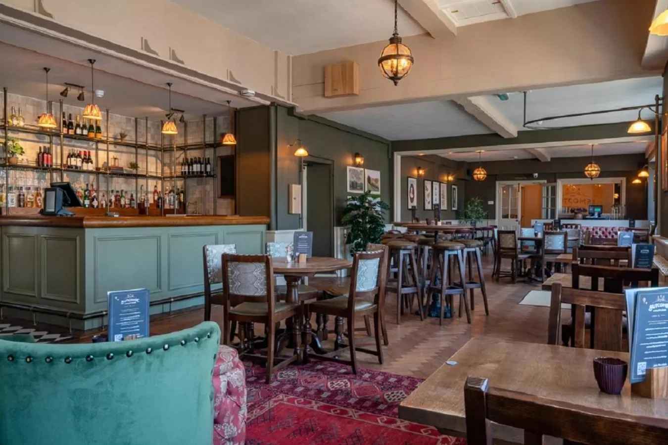 Lounge or bar in The Kings Arms Hotel