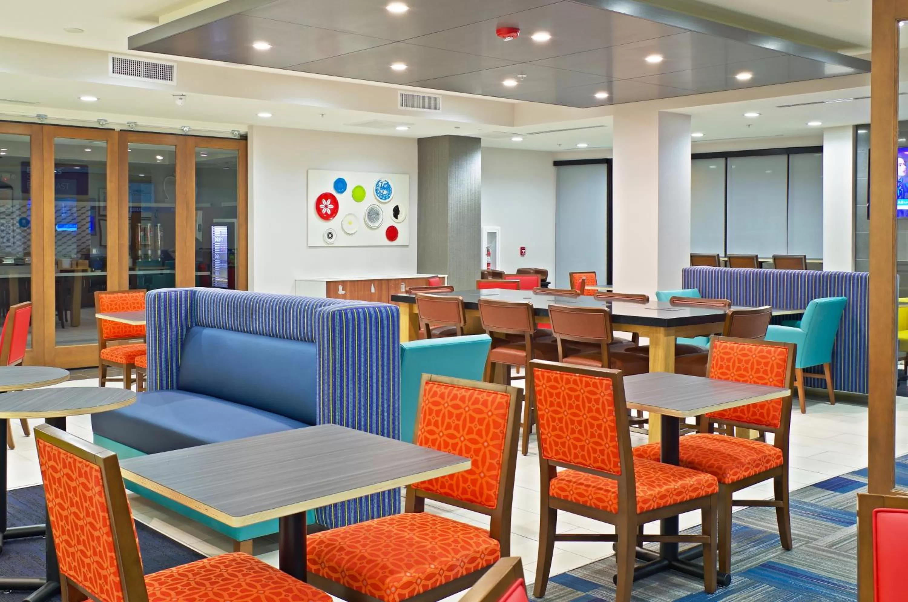 Breakfast in Holiday Inn Express & Suites - Phoenix North - Scottsdale by IHG