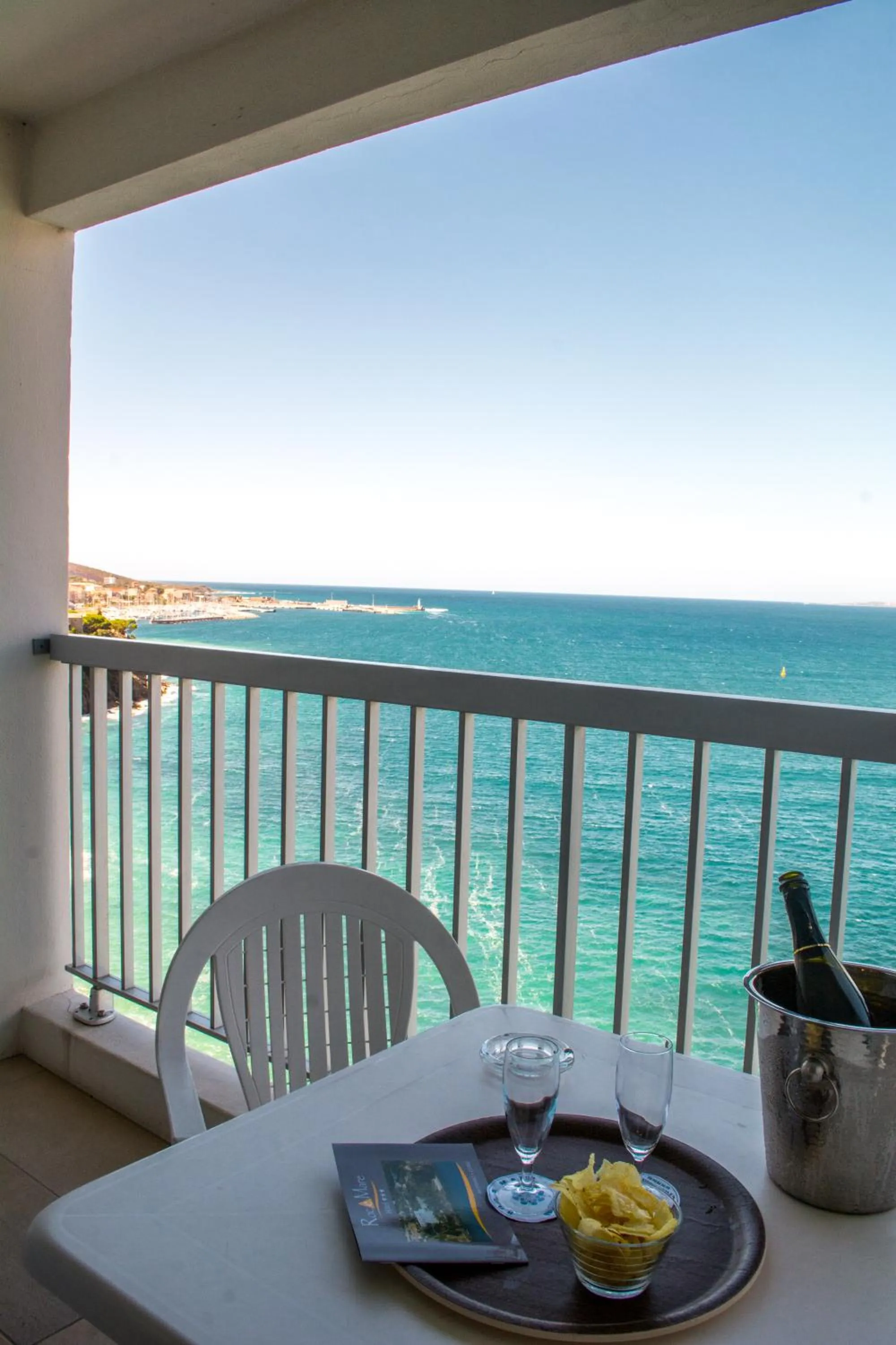 Sea view in Hotel Roc E Mare