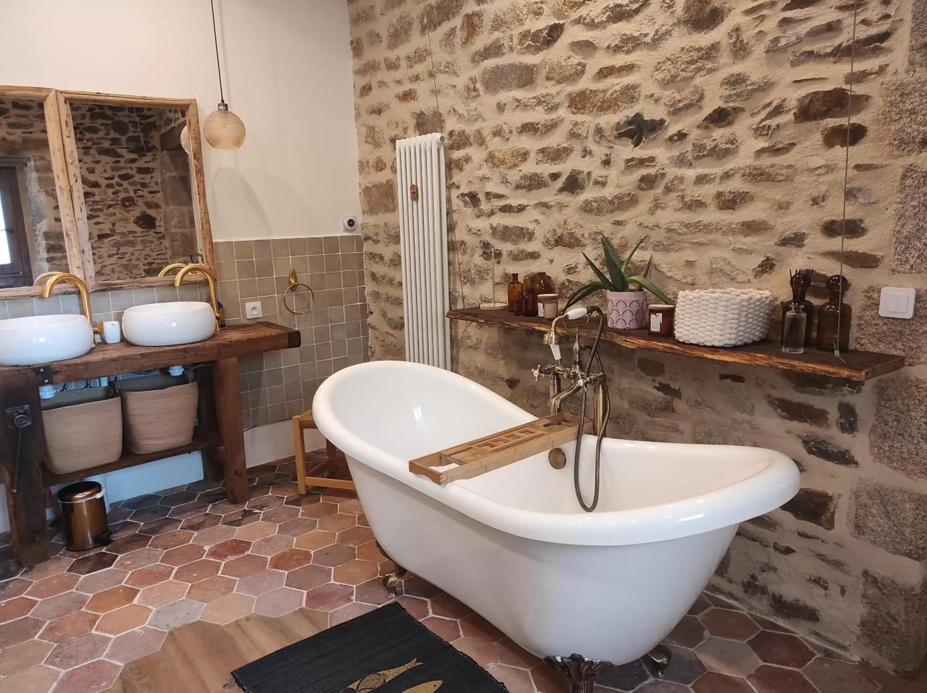 Shower, Bathroom in La ville es riez