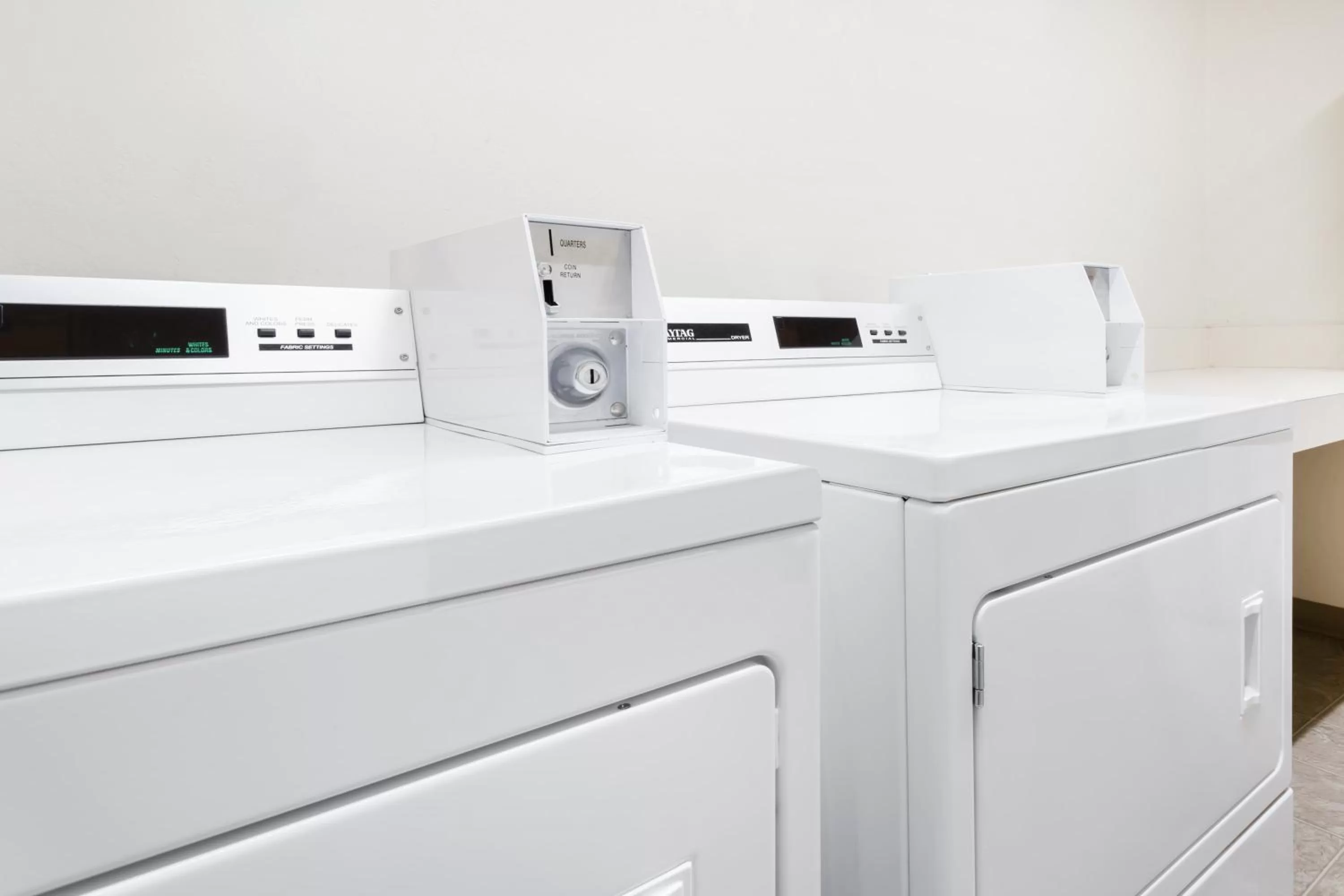 Super 8 by Wyndham Bremerton