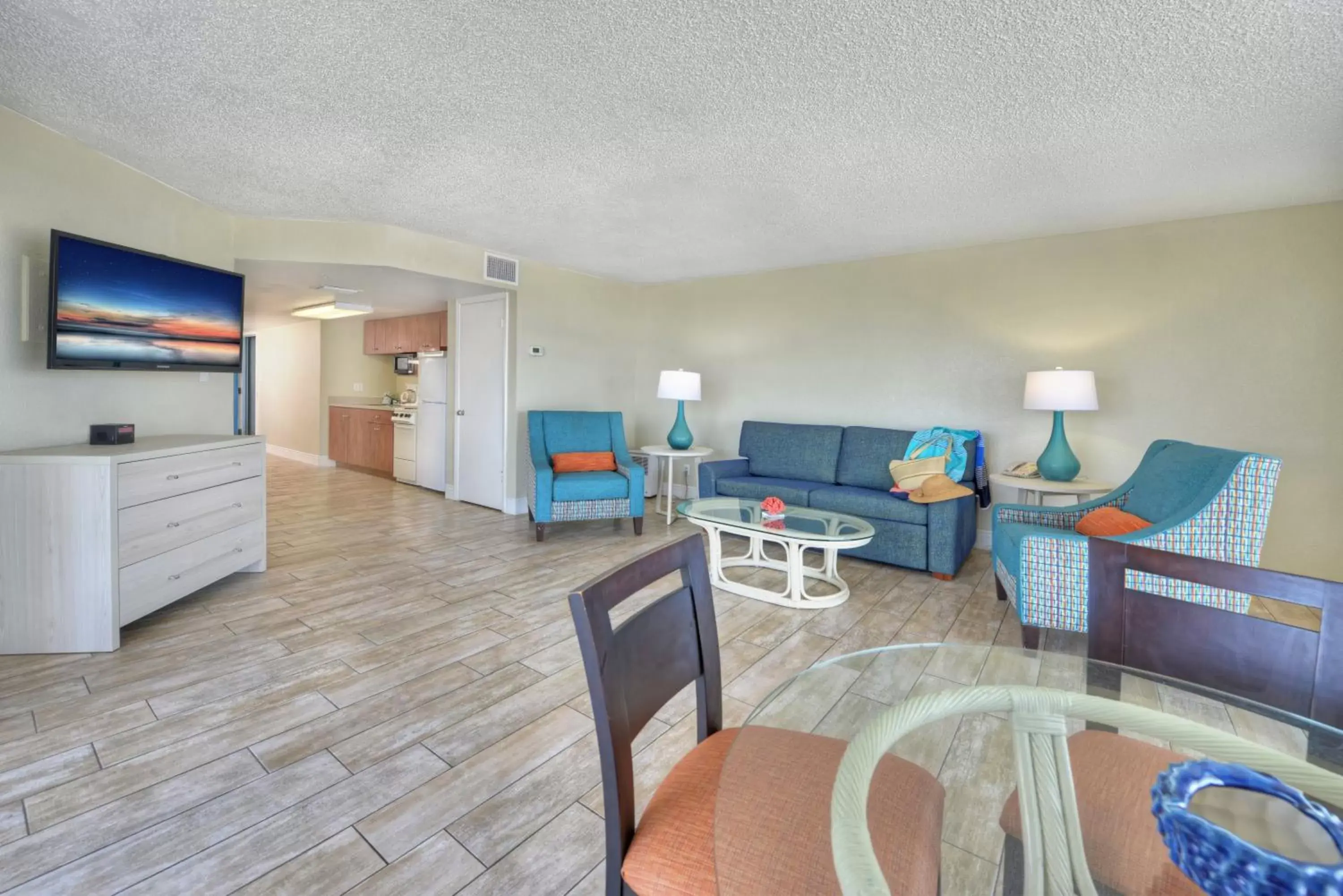 Living room, Seating Area in El Caribe Resort and Conference Center