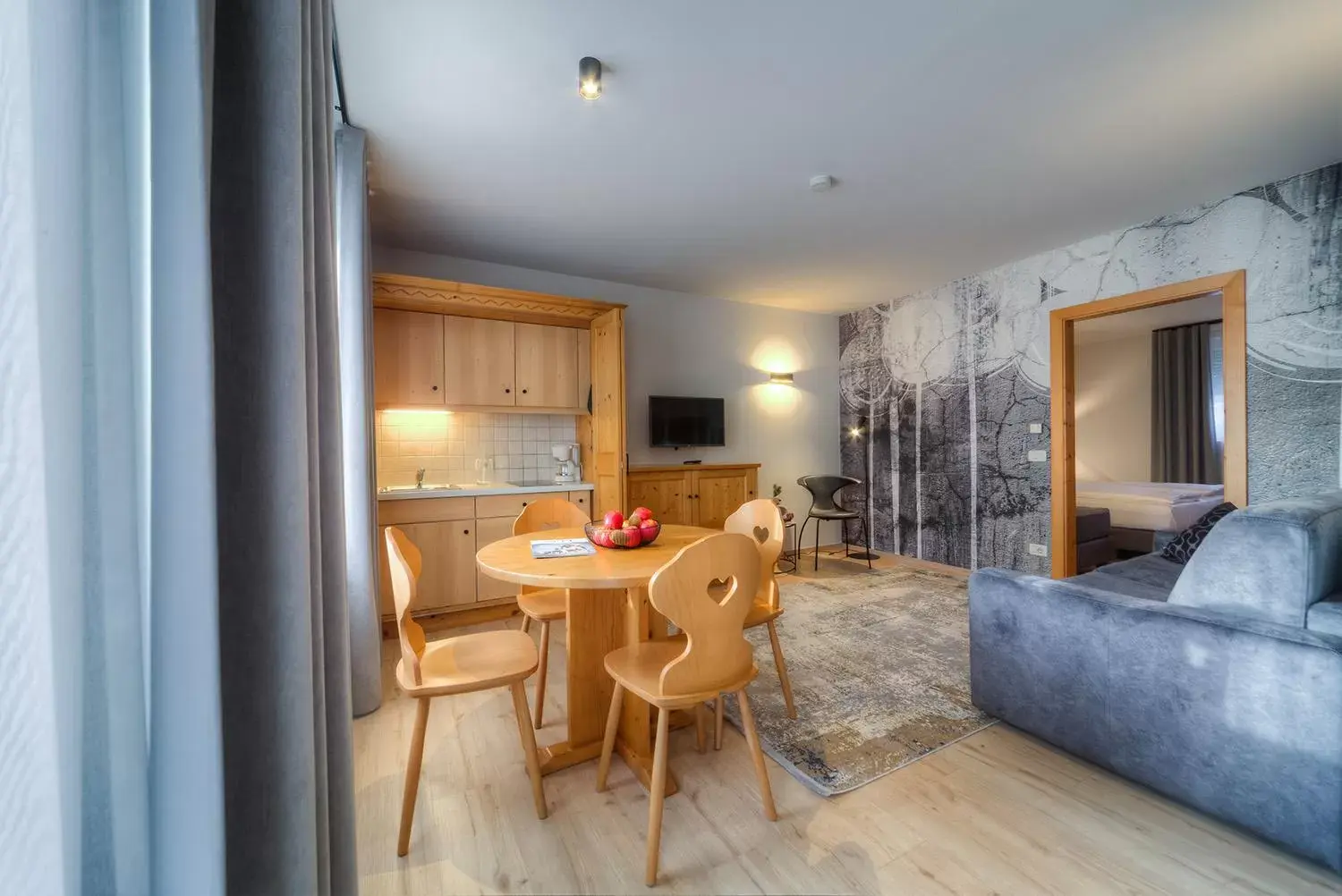 Kitchen or kitchenette, Dining Area in Eden Apartments