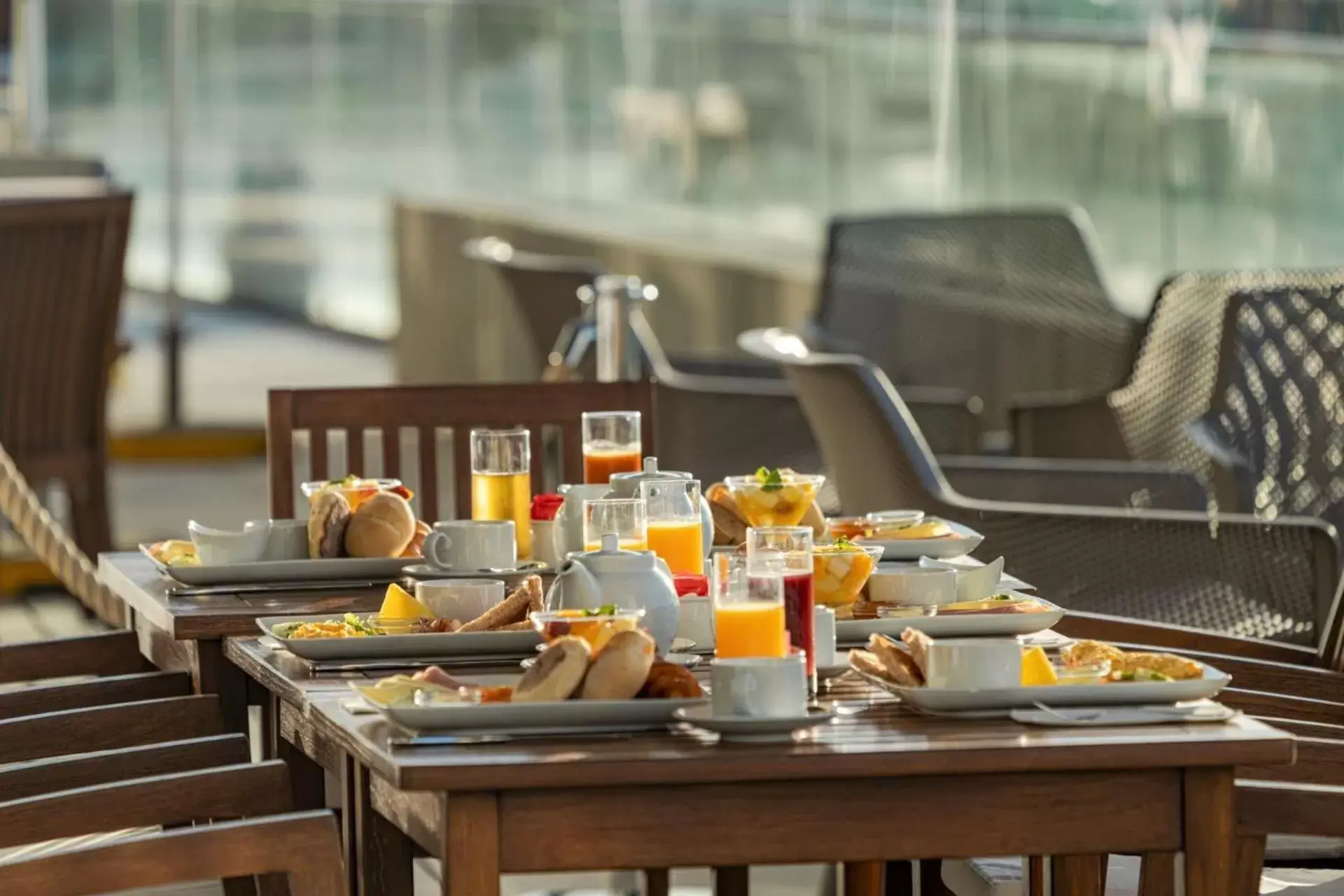 Balcony/Terrace, Restaurant/Places to Eat in Hotel Marina Atlântico