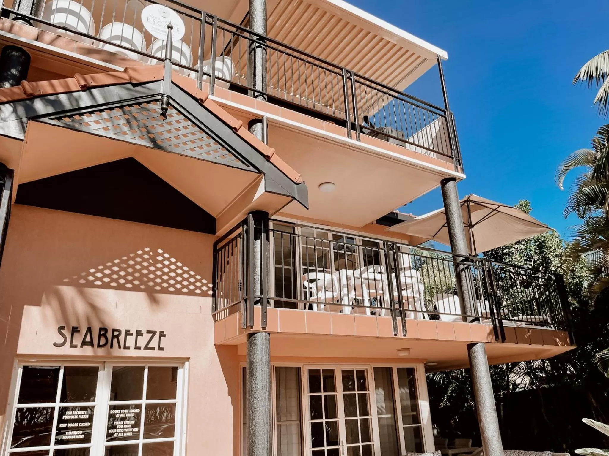 Sea Breeze on Main Beach